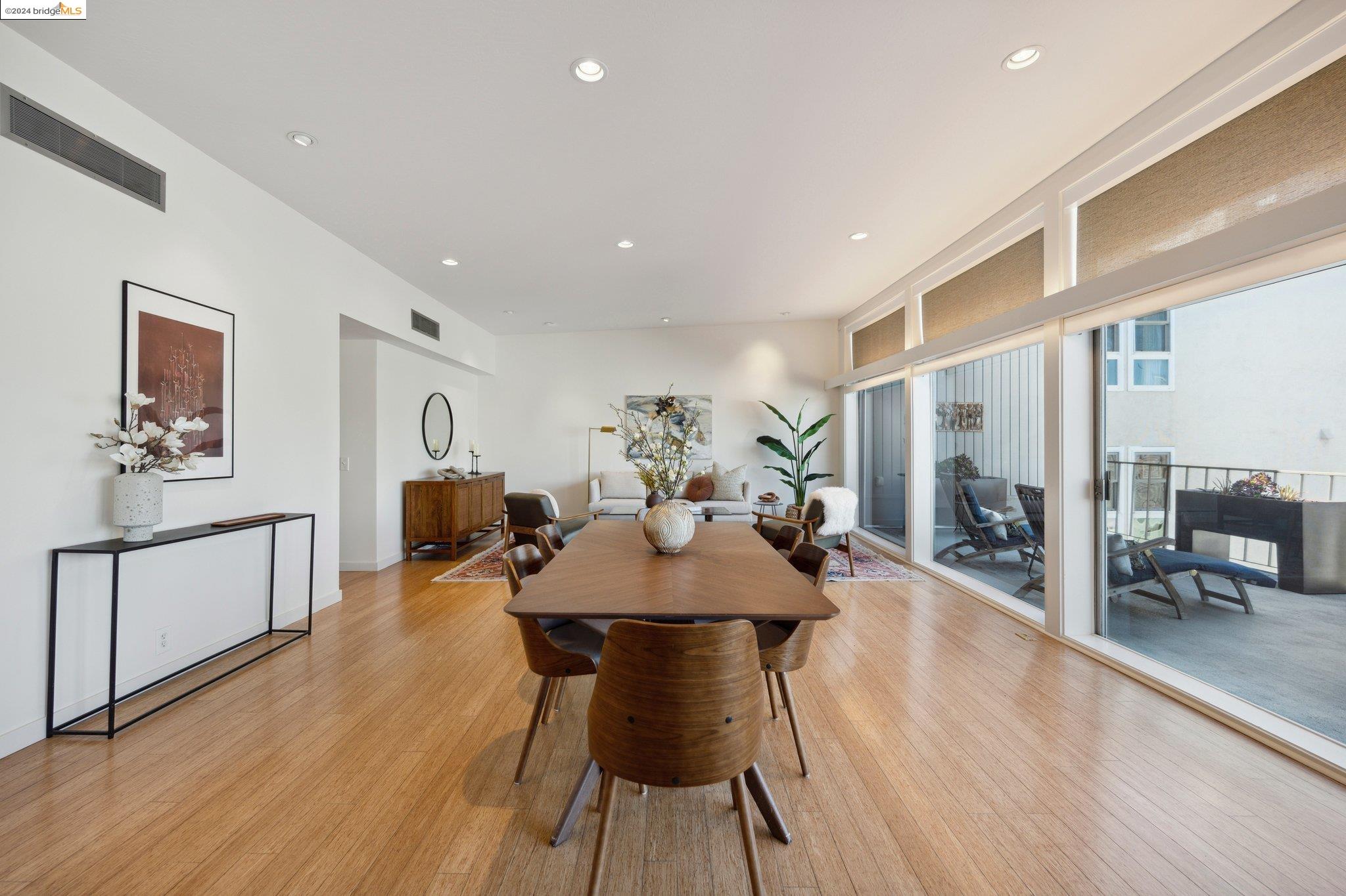 255 Lee St # 4