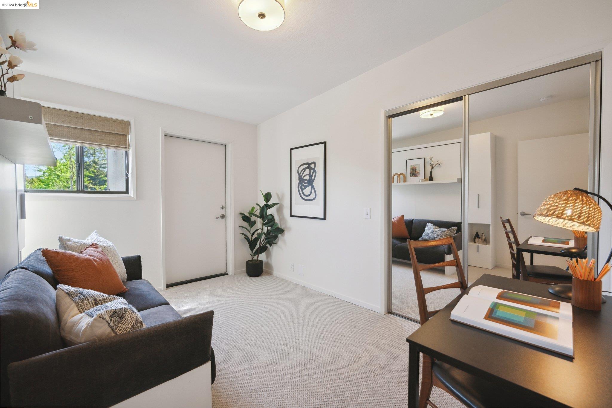 255 Lee St # 4