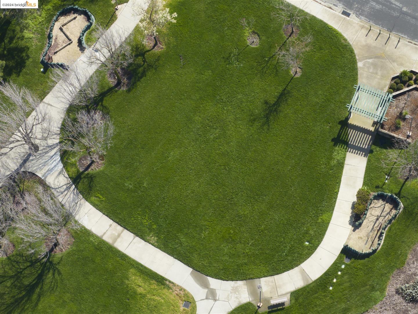 11726 Serra Ct