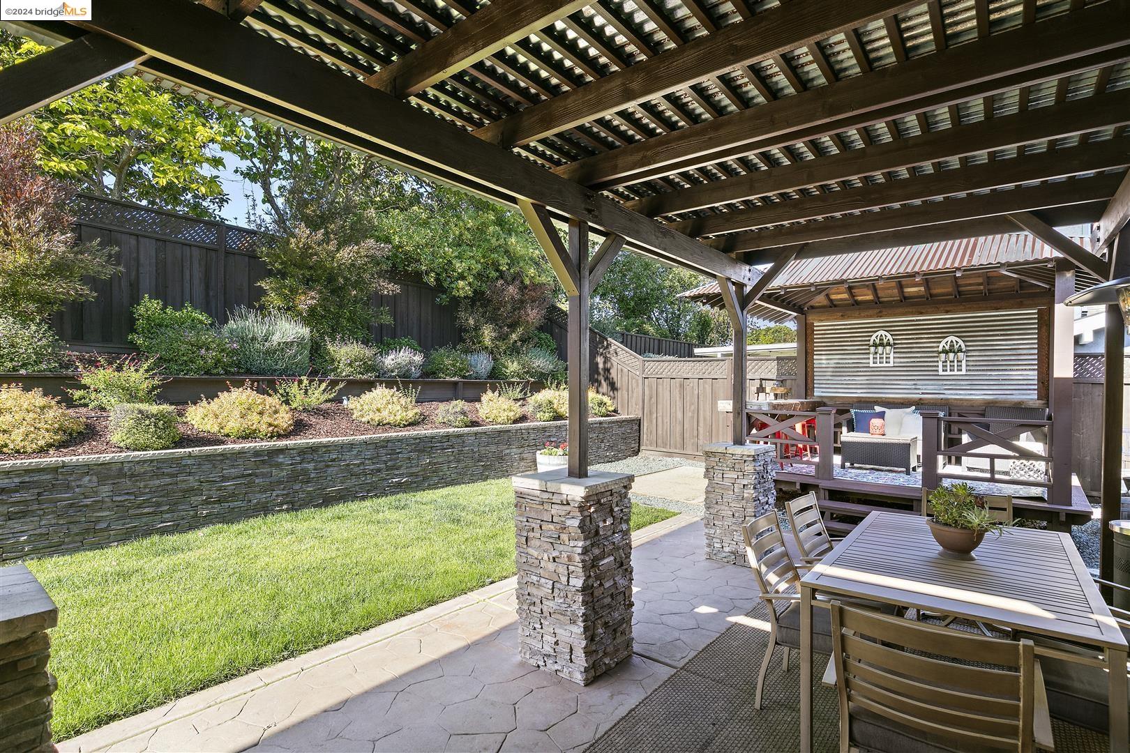 11726 Serra Ct