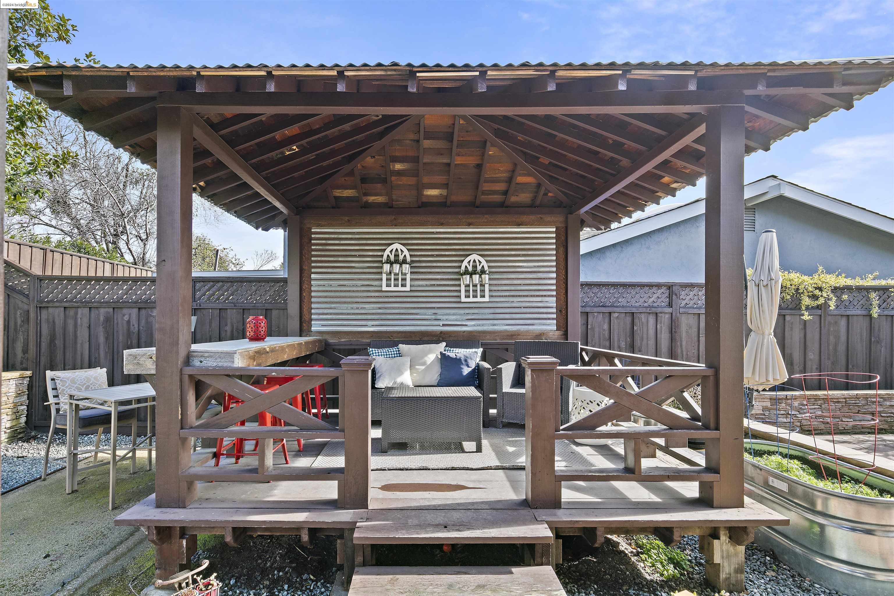 11726 Serra Ct