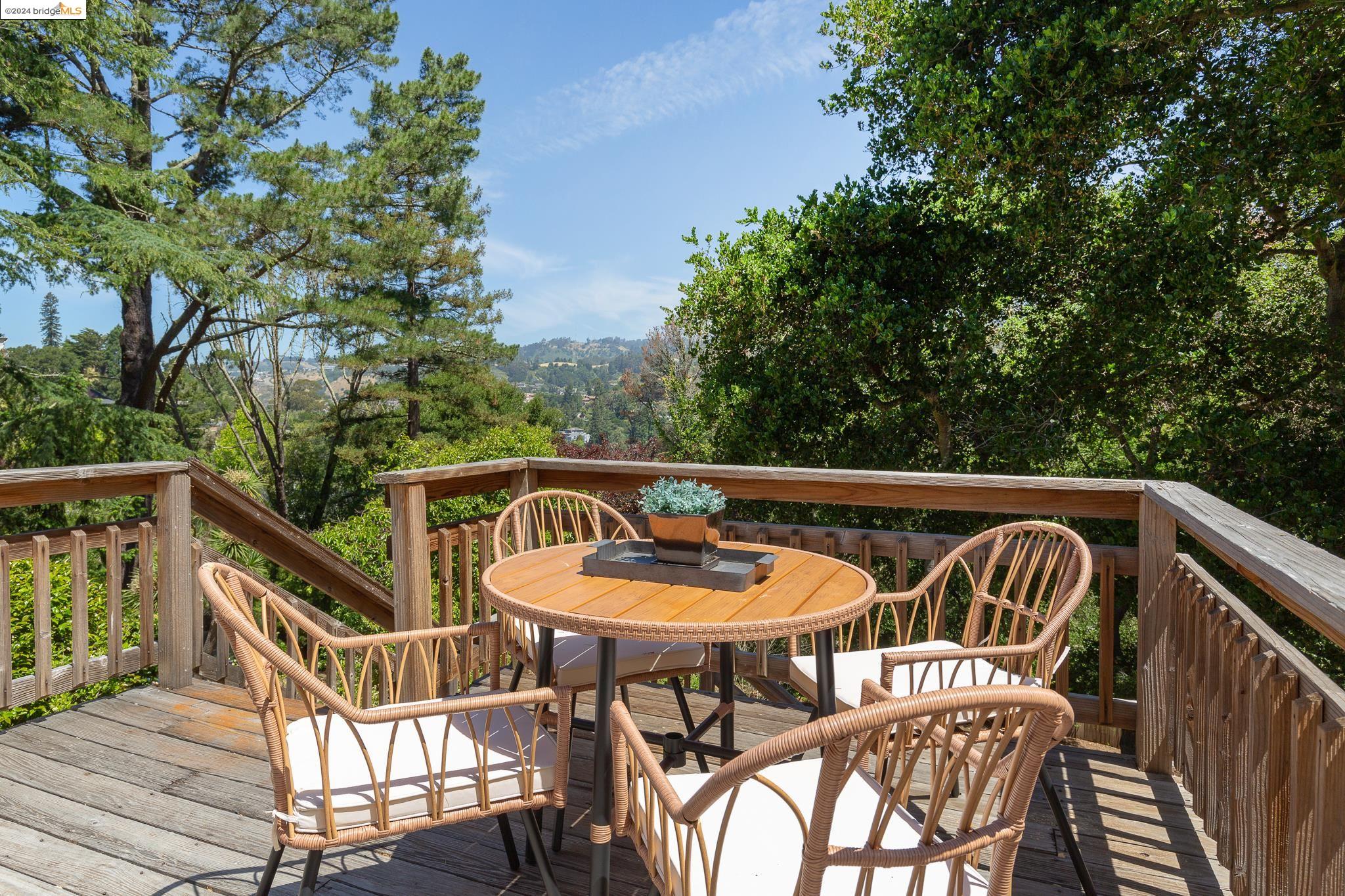 5962 Johnston Dr.