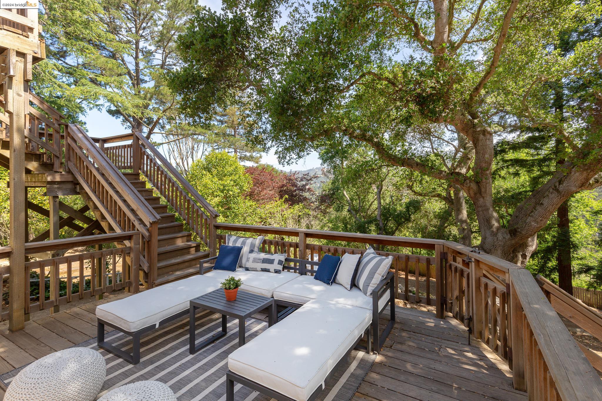 5962 Johnston Dr.