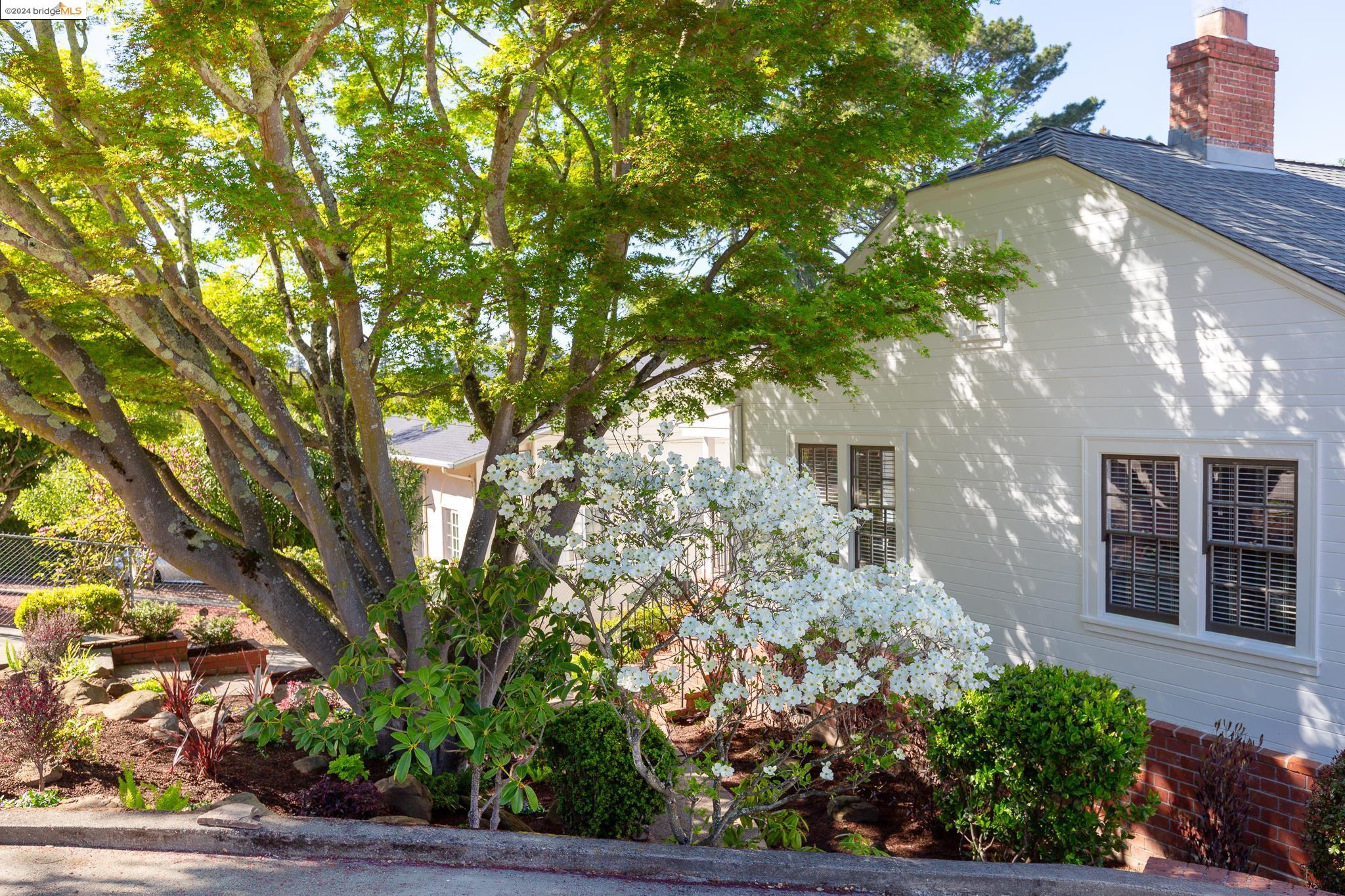 5962 Johnston Dr.