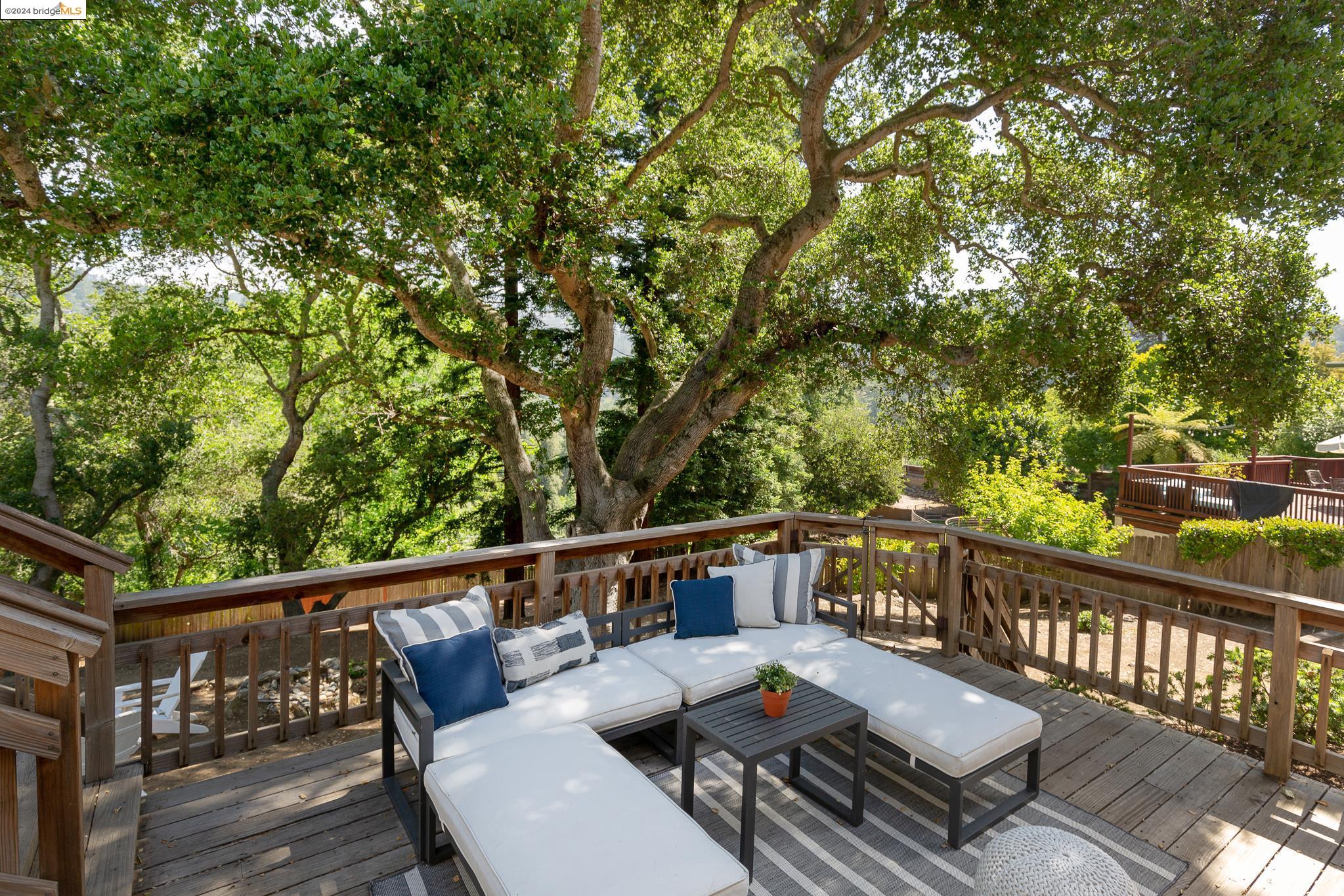 5962 Johnston Dr.