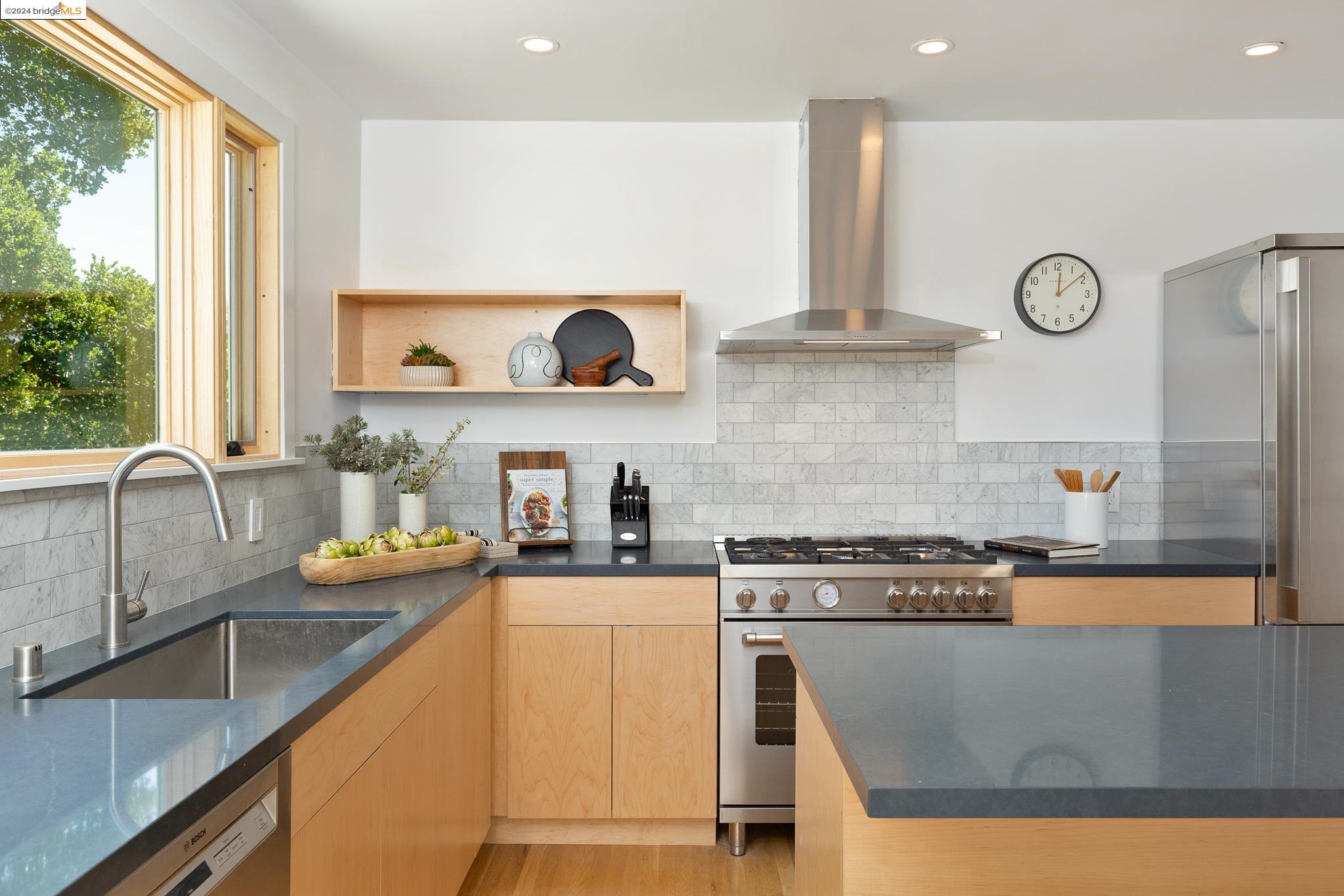 5962 Johnston Dr.