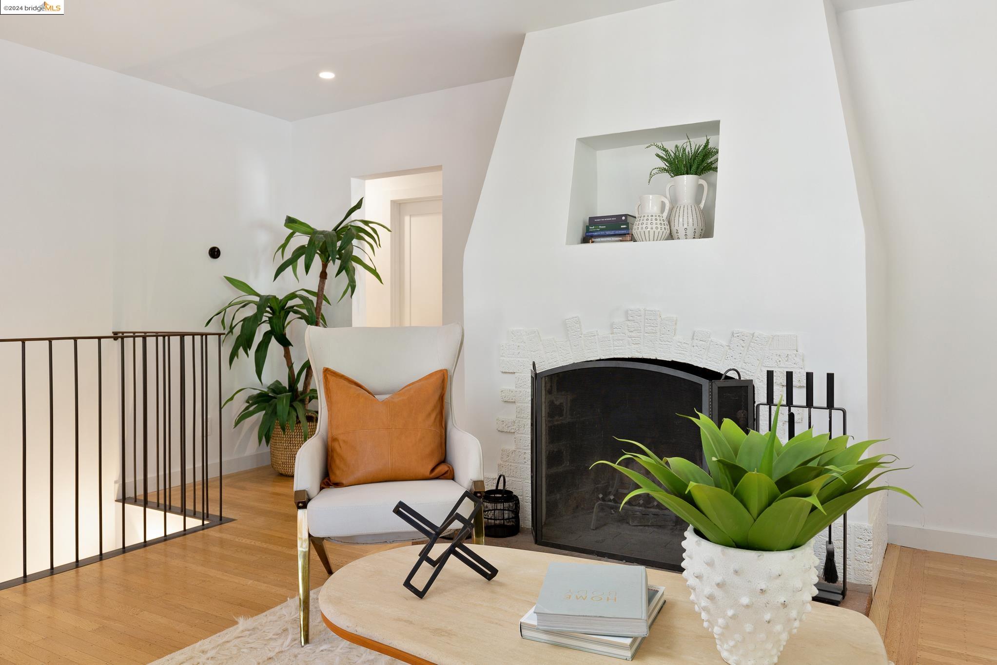 5962 Johnston Dr.