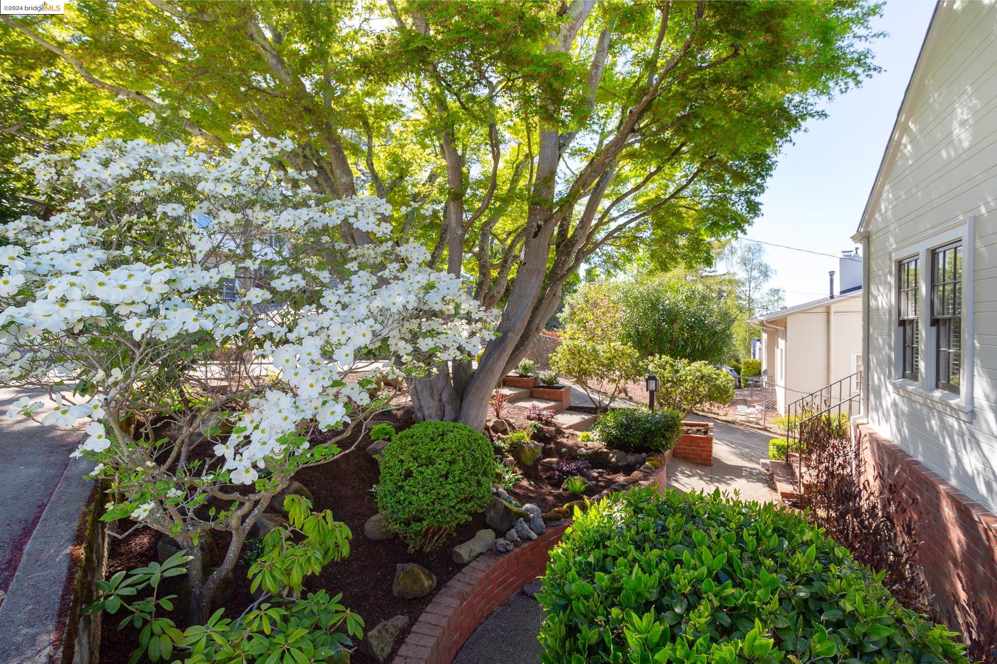 5962 Johnston Dr.