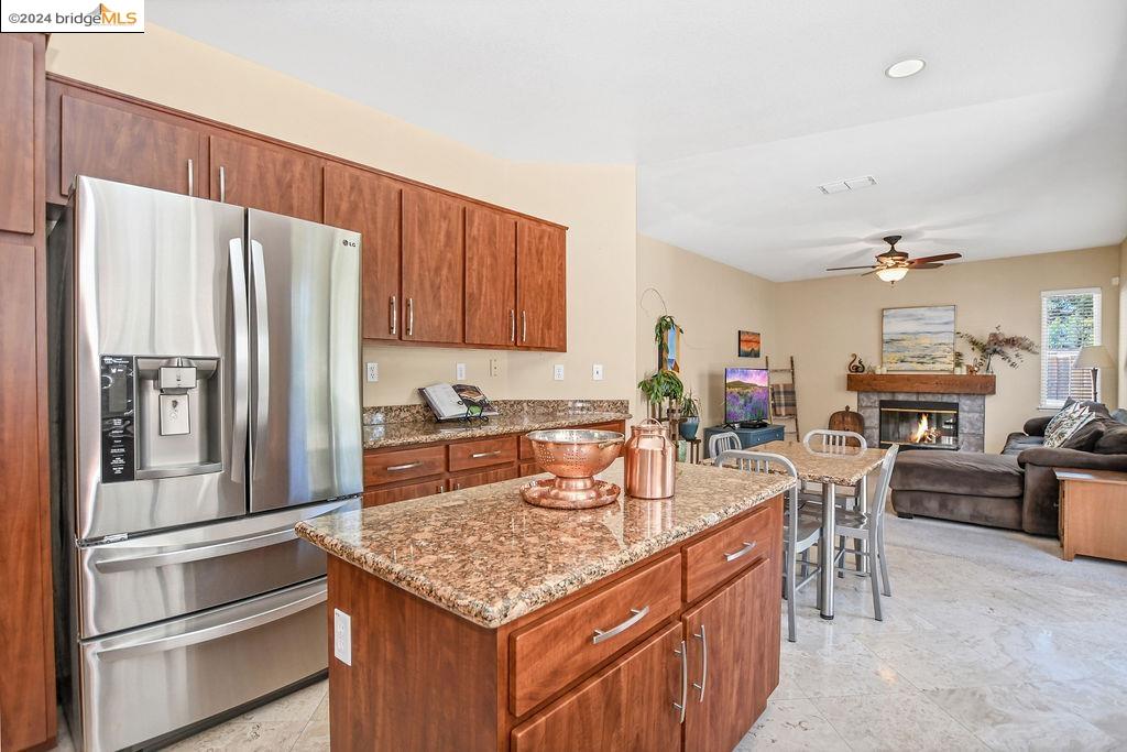 1736 Diamond Springs Ct