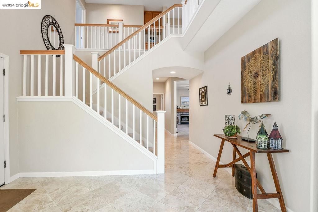 1736 Diamond Springs Ct