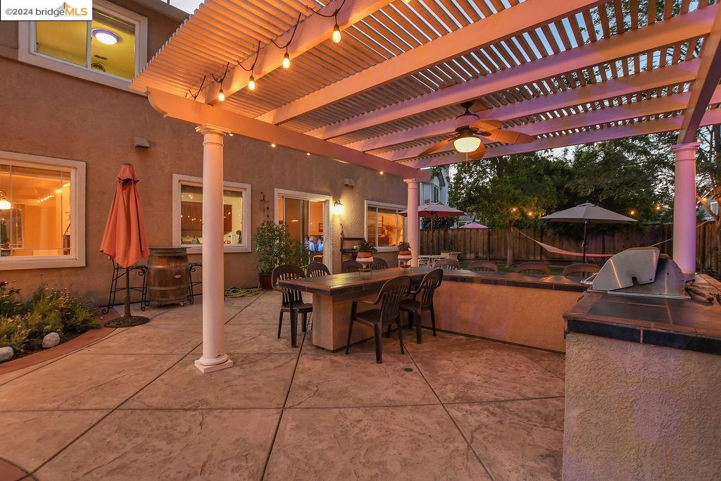 1736 Diamond Springs Ct