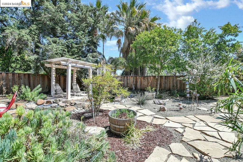 1736 Diamond Springs Ct