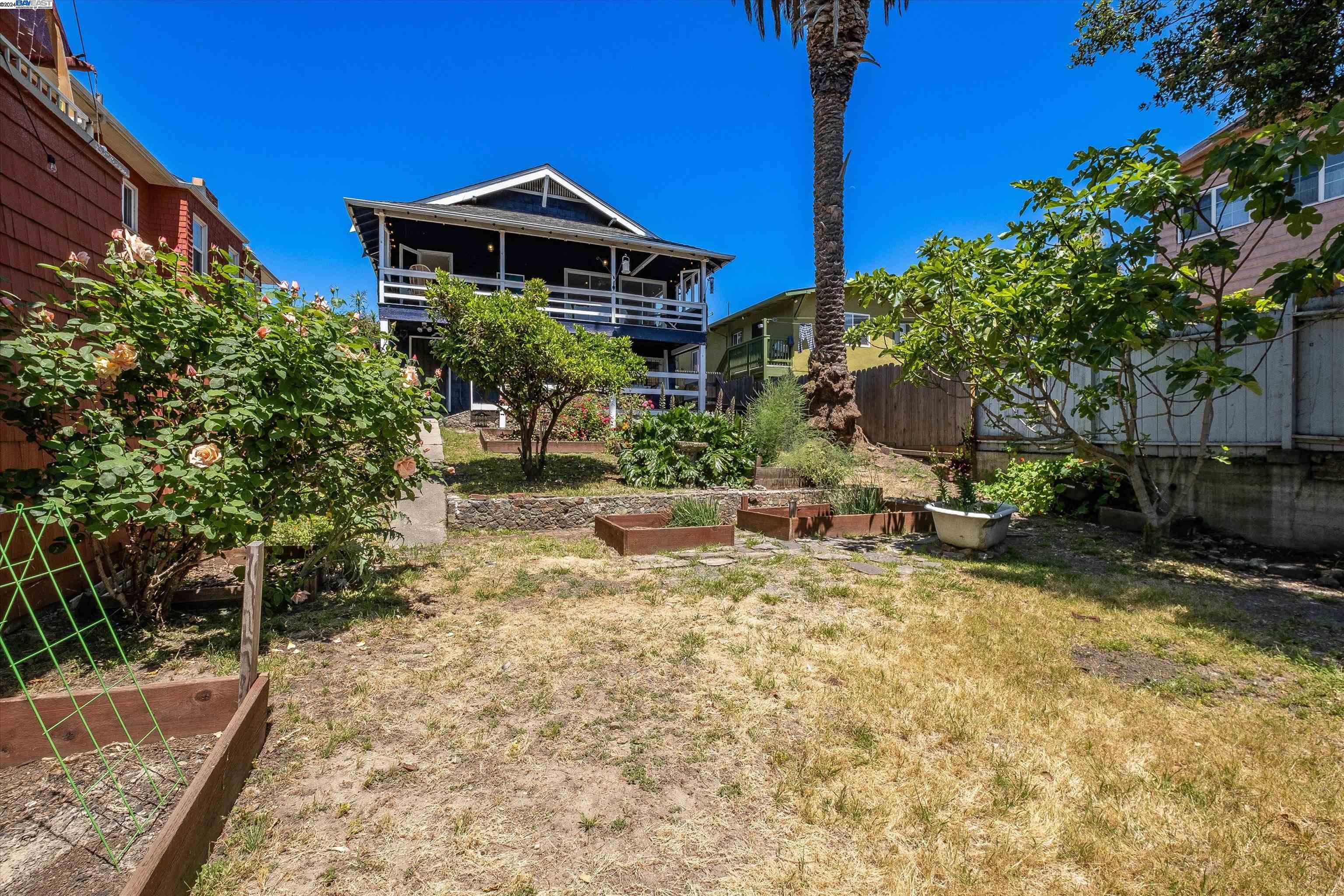 1257 Macarthur Blvd