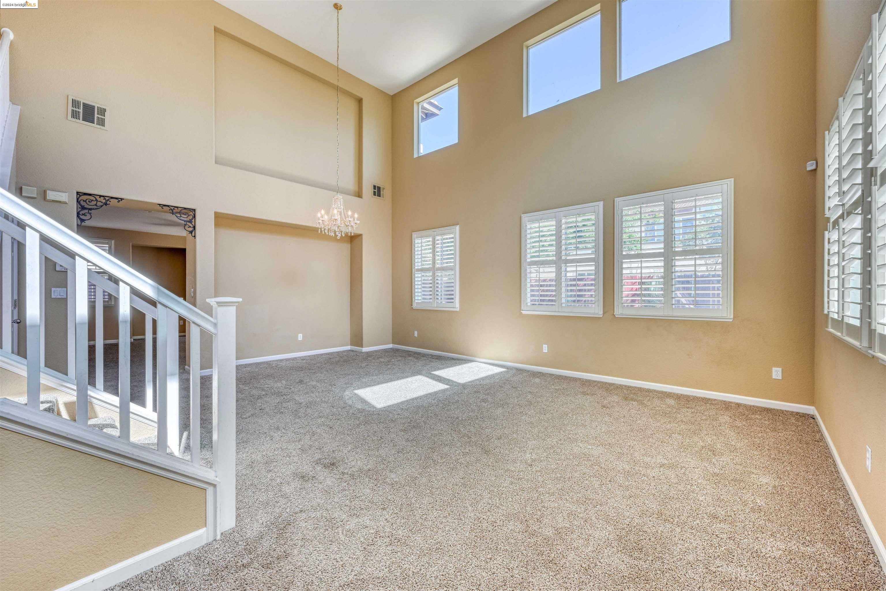 34 Vella Cir