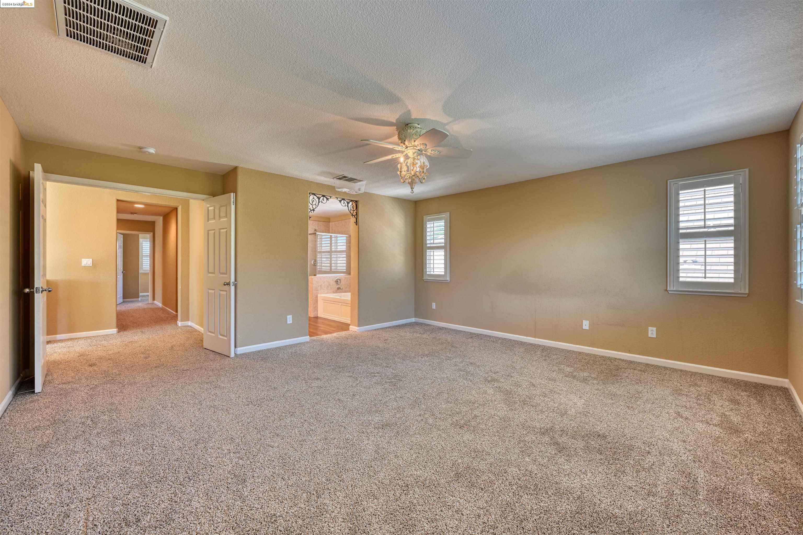34 Vella Cir