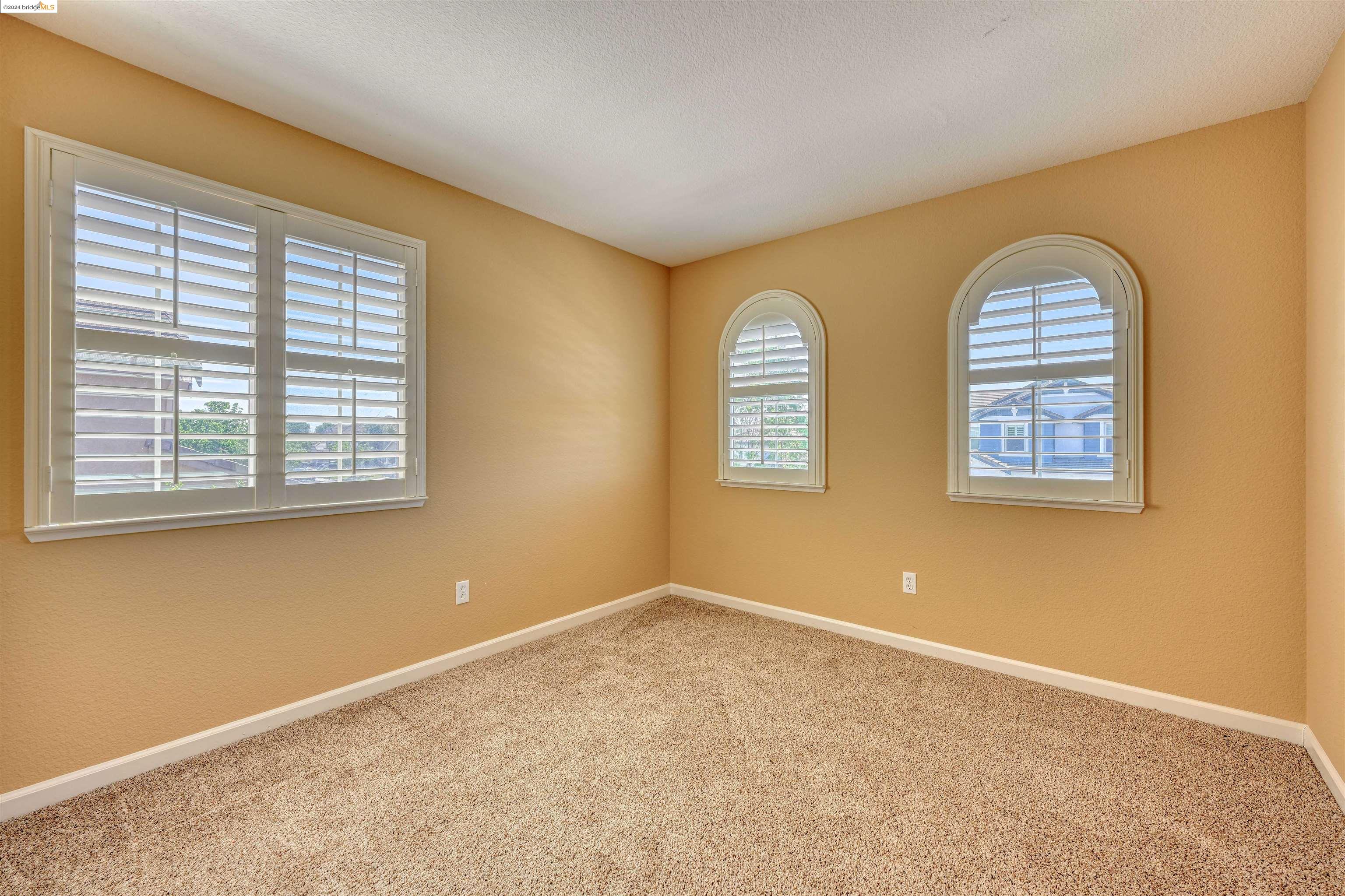 34 Vella Cir