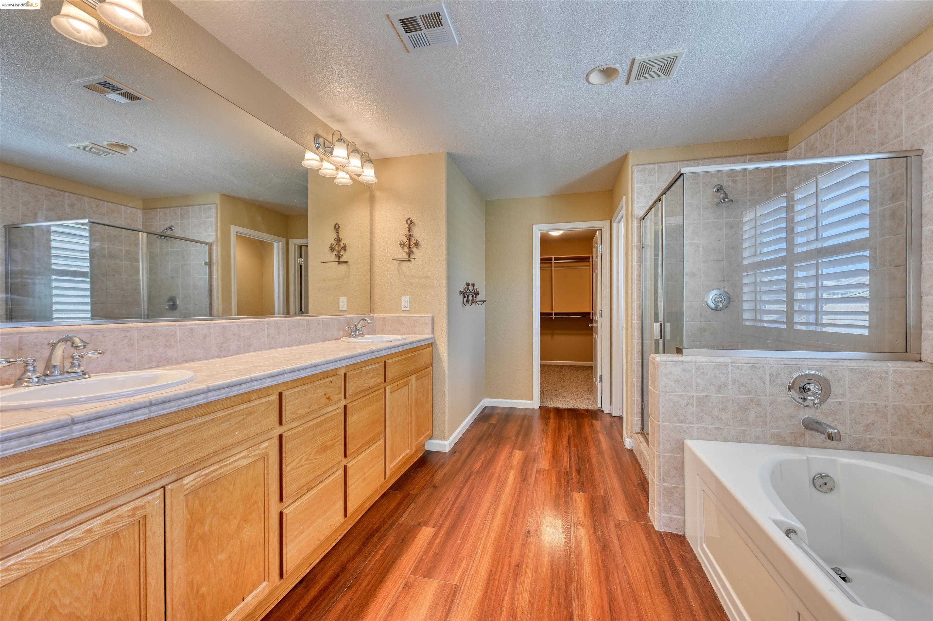 34 Vella Cir