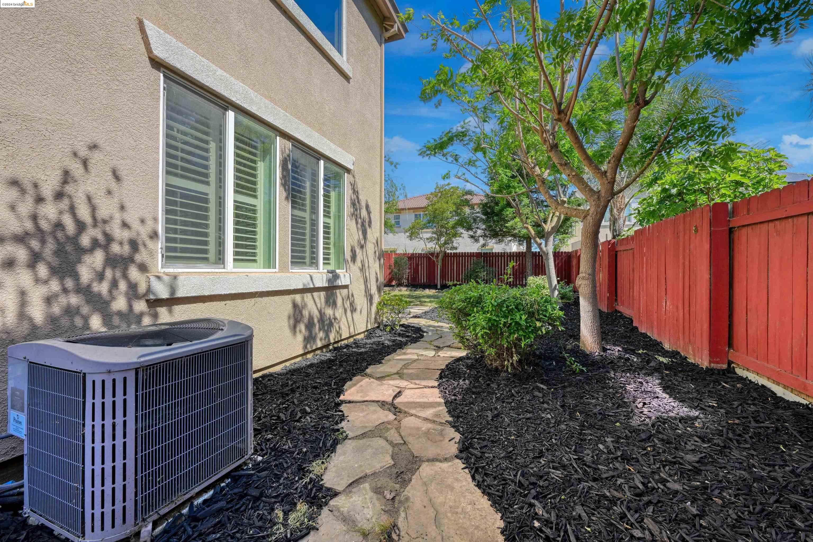 34 Vella Cir