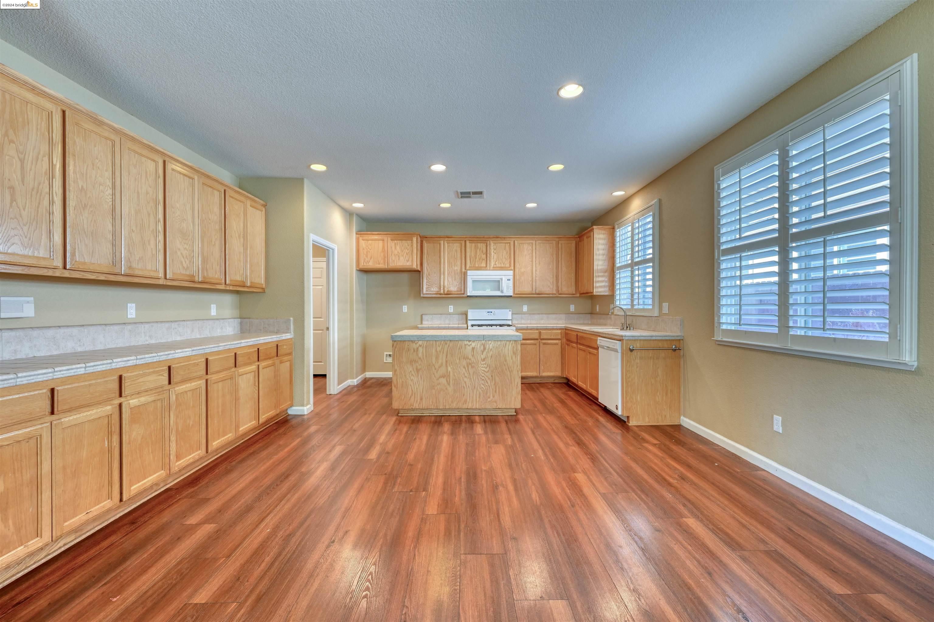 34 Vella Cir