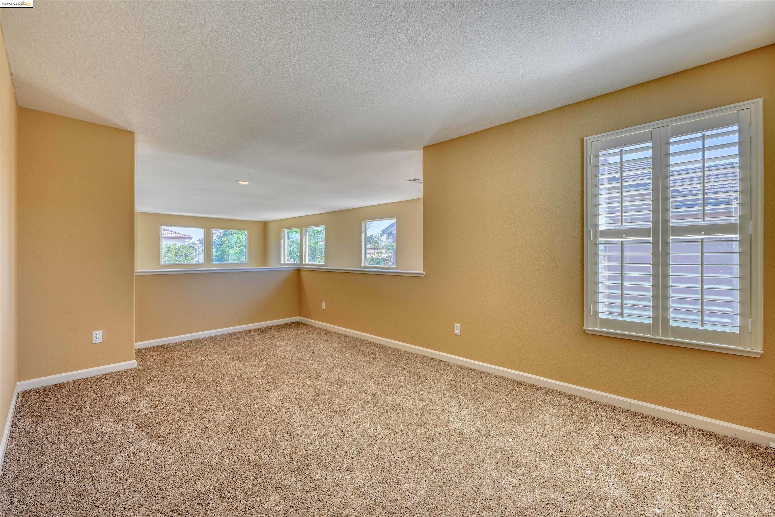 34 Vella Cir