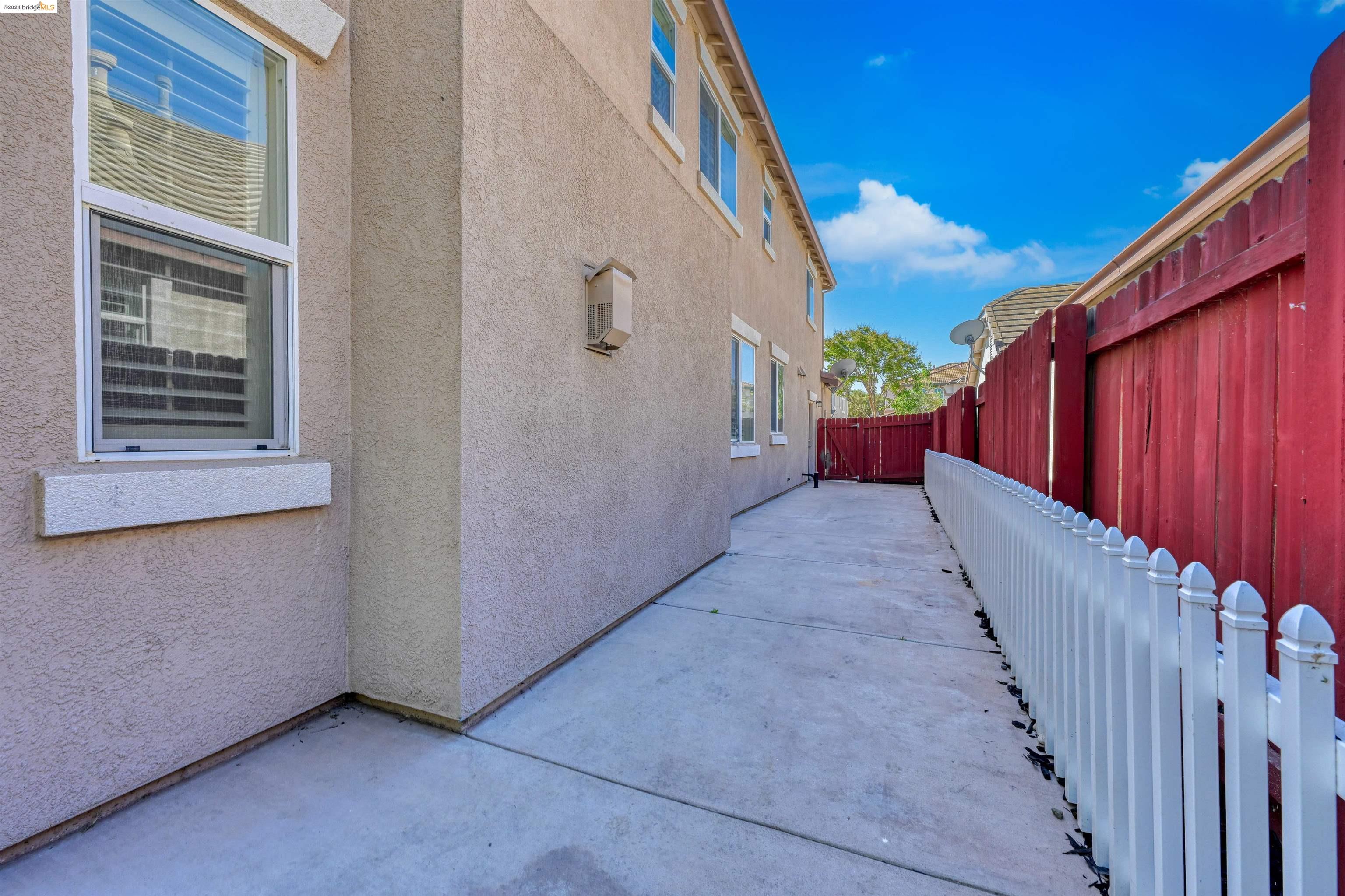 34 Vella Cir