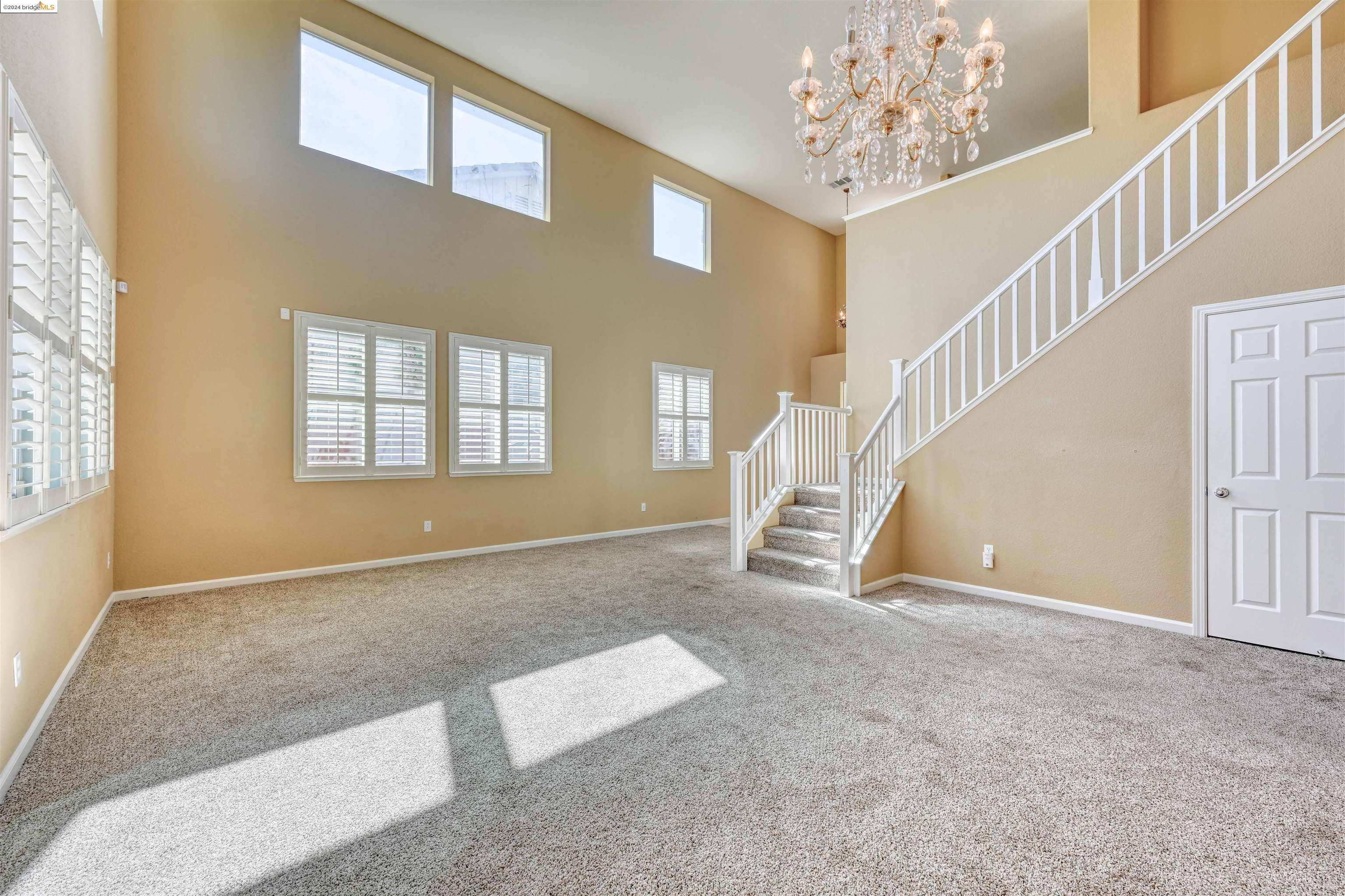34 Vella Cir