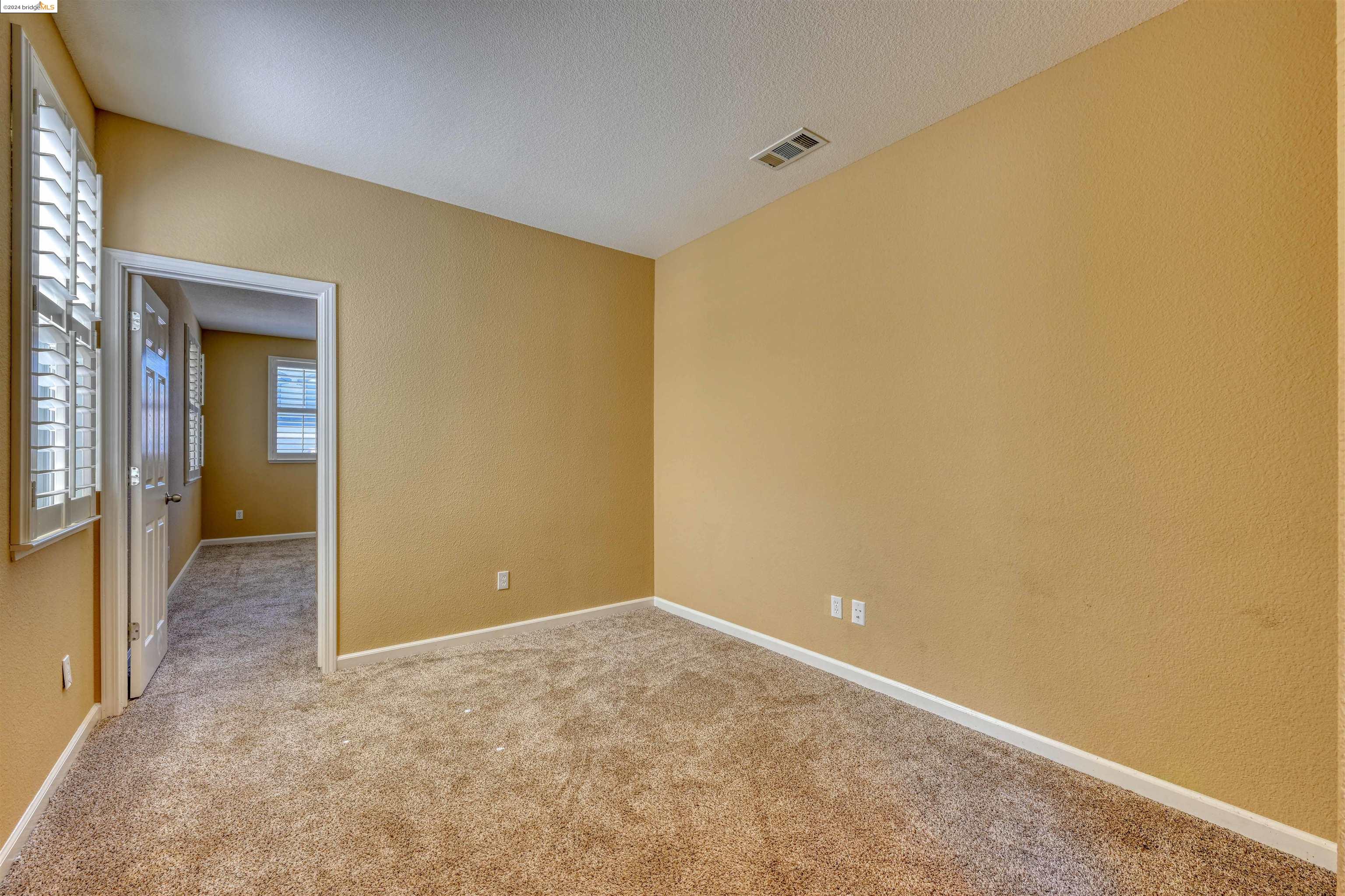 34 Vella Cir