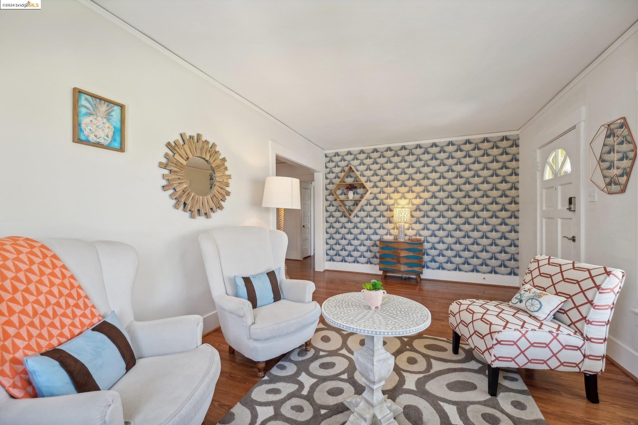 238 Beach Rd