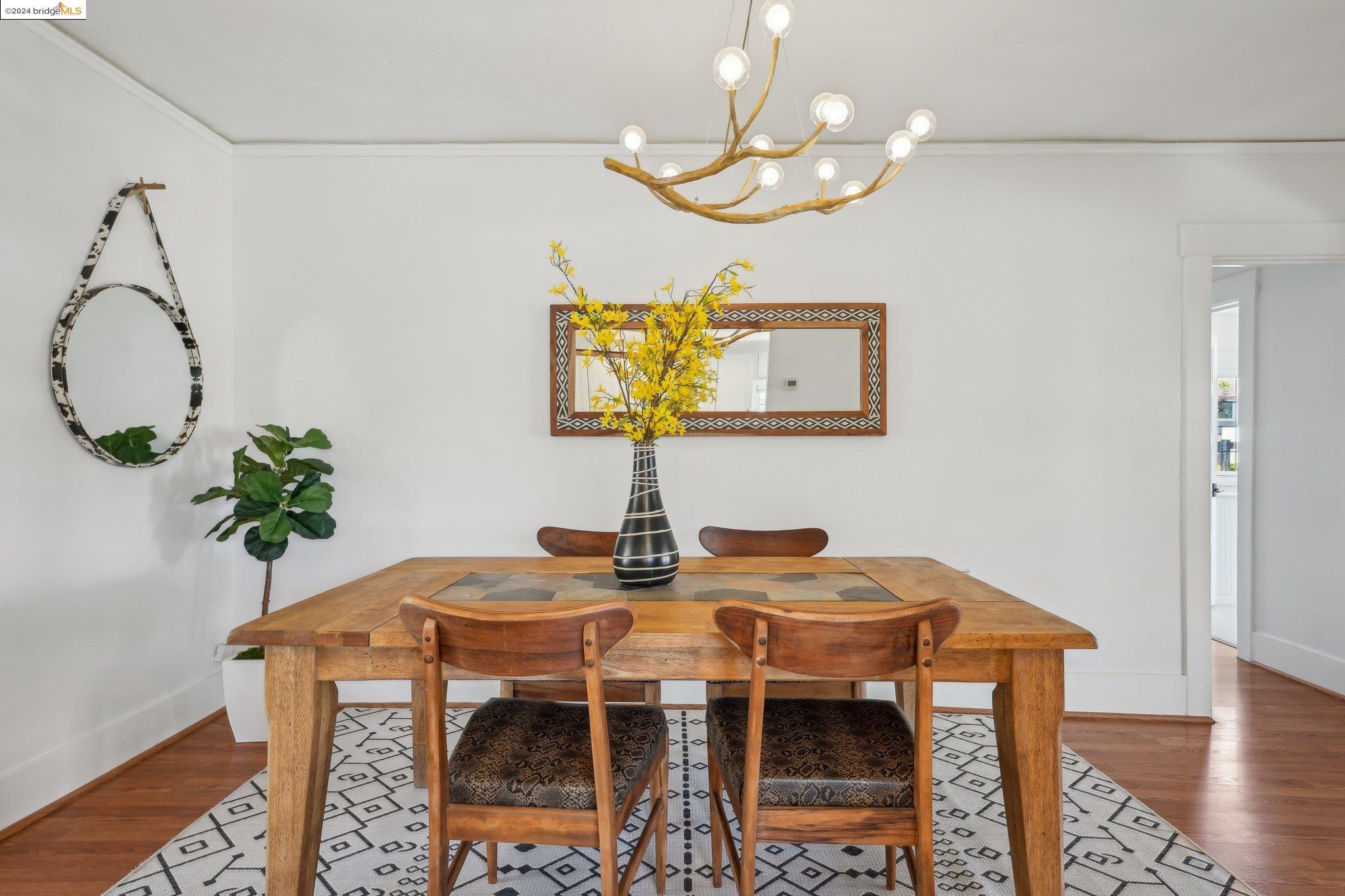 238 Beach Rd