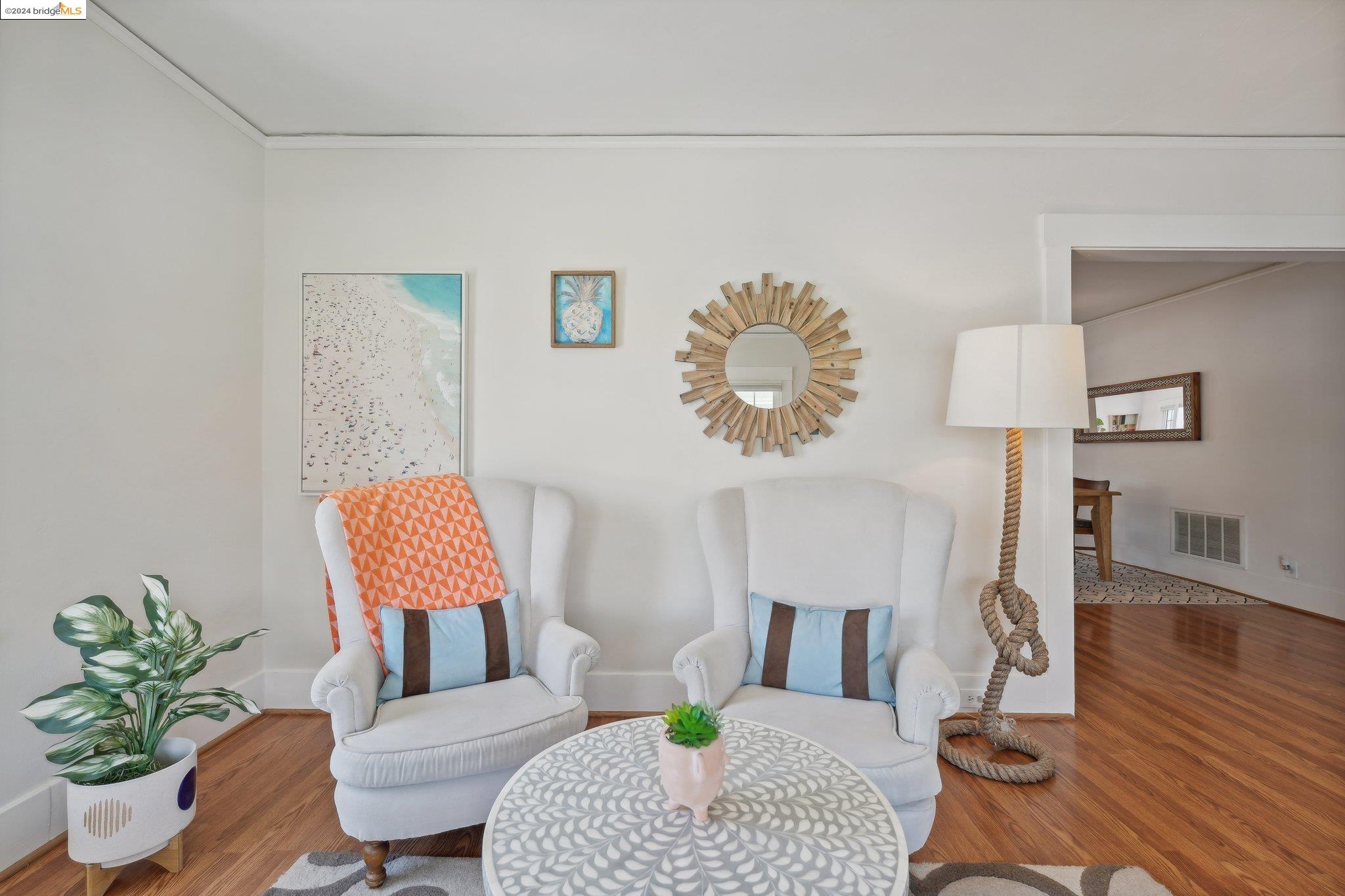 238 Beach Rd