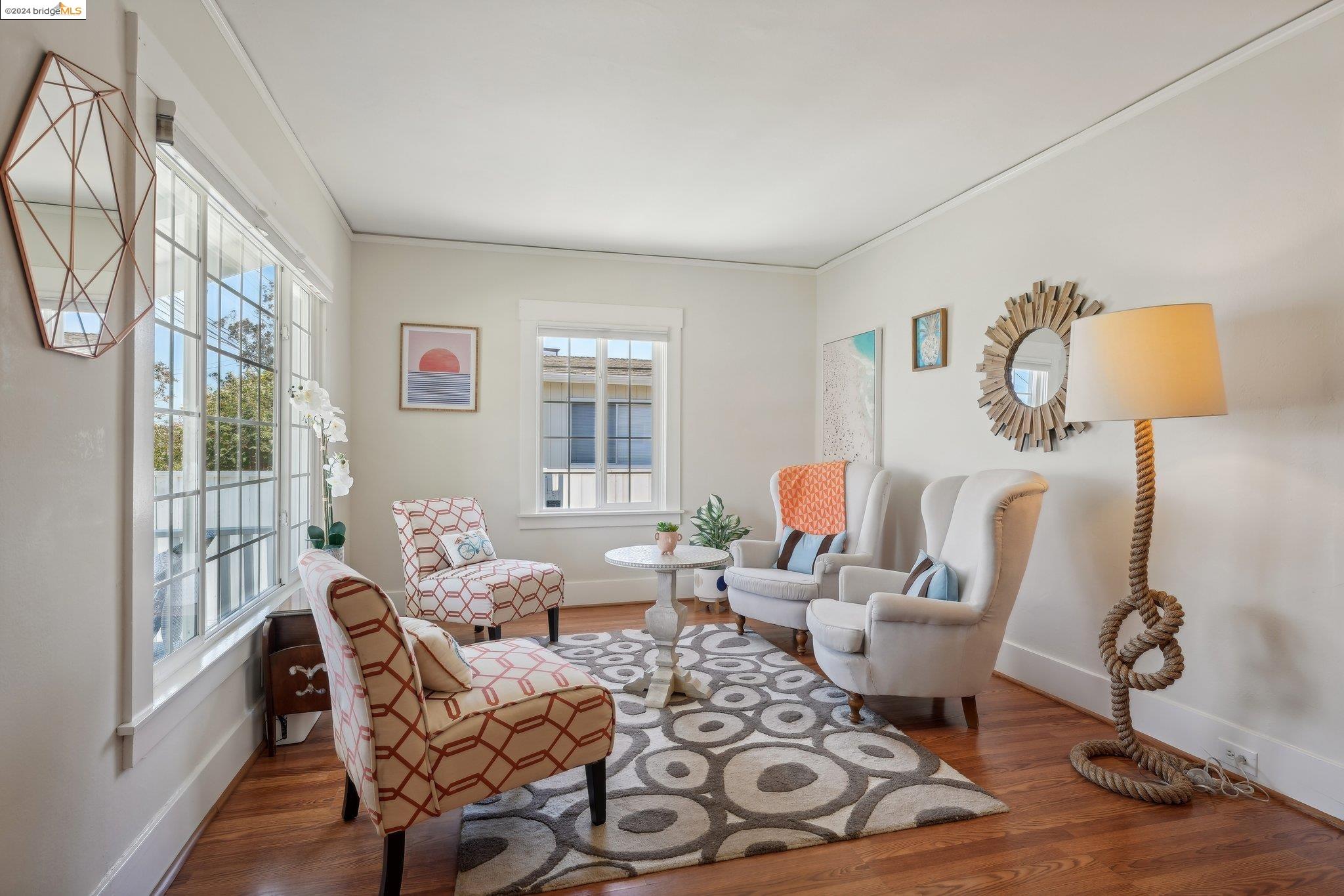 238 Beach Rd