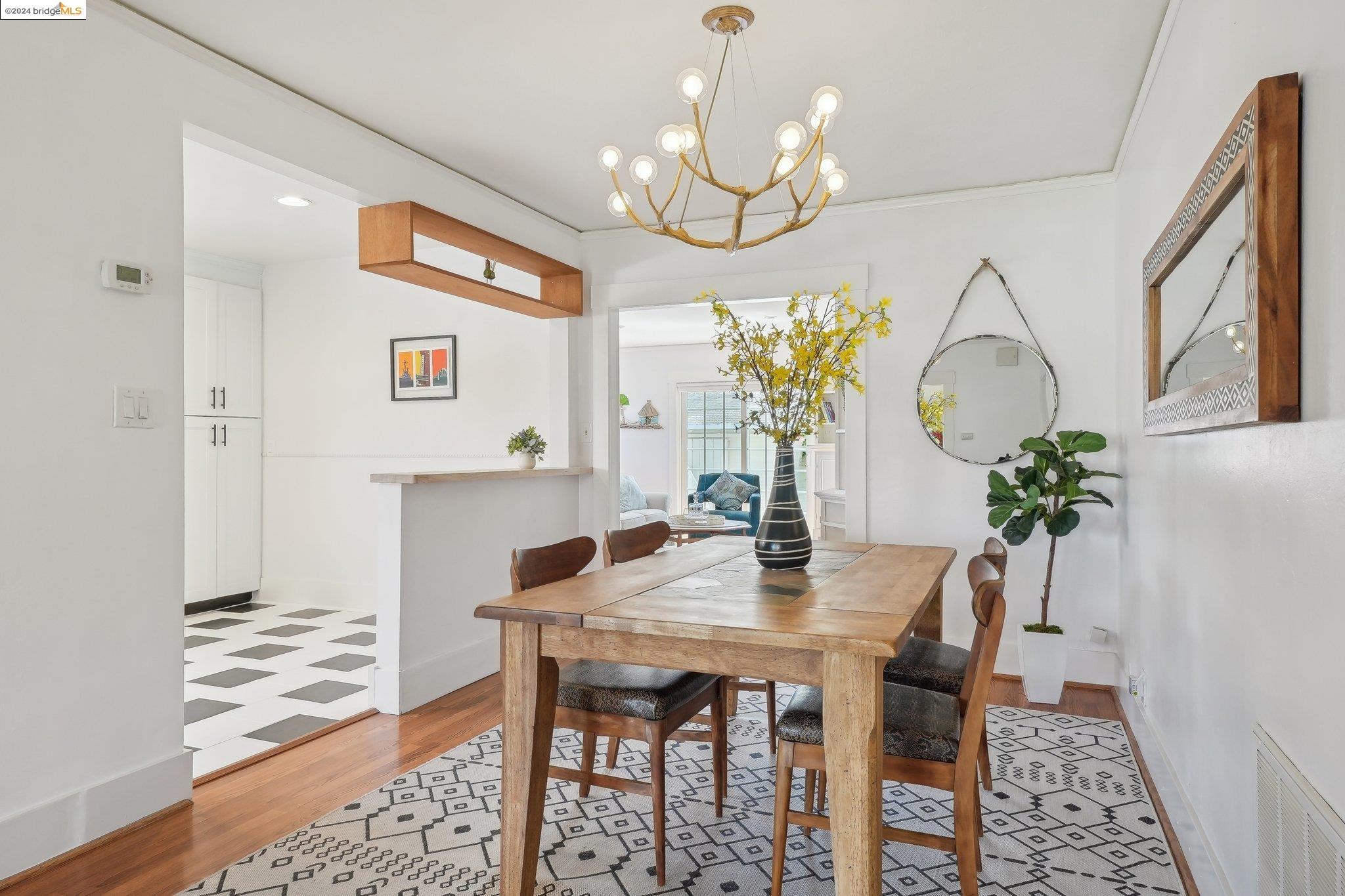 238 Beach Rd