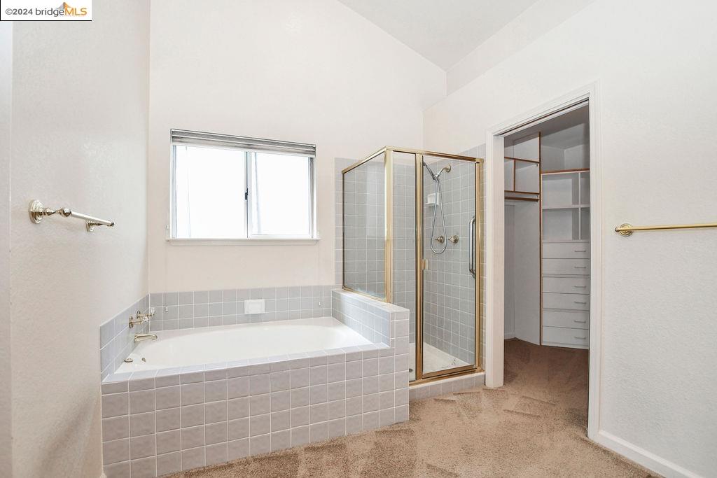 2231 Colonial Ct