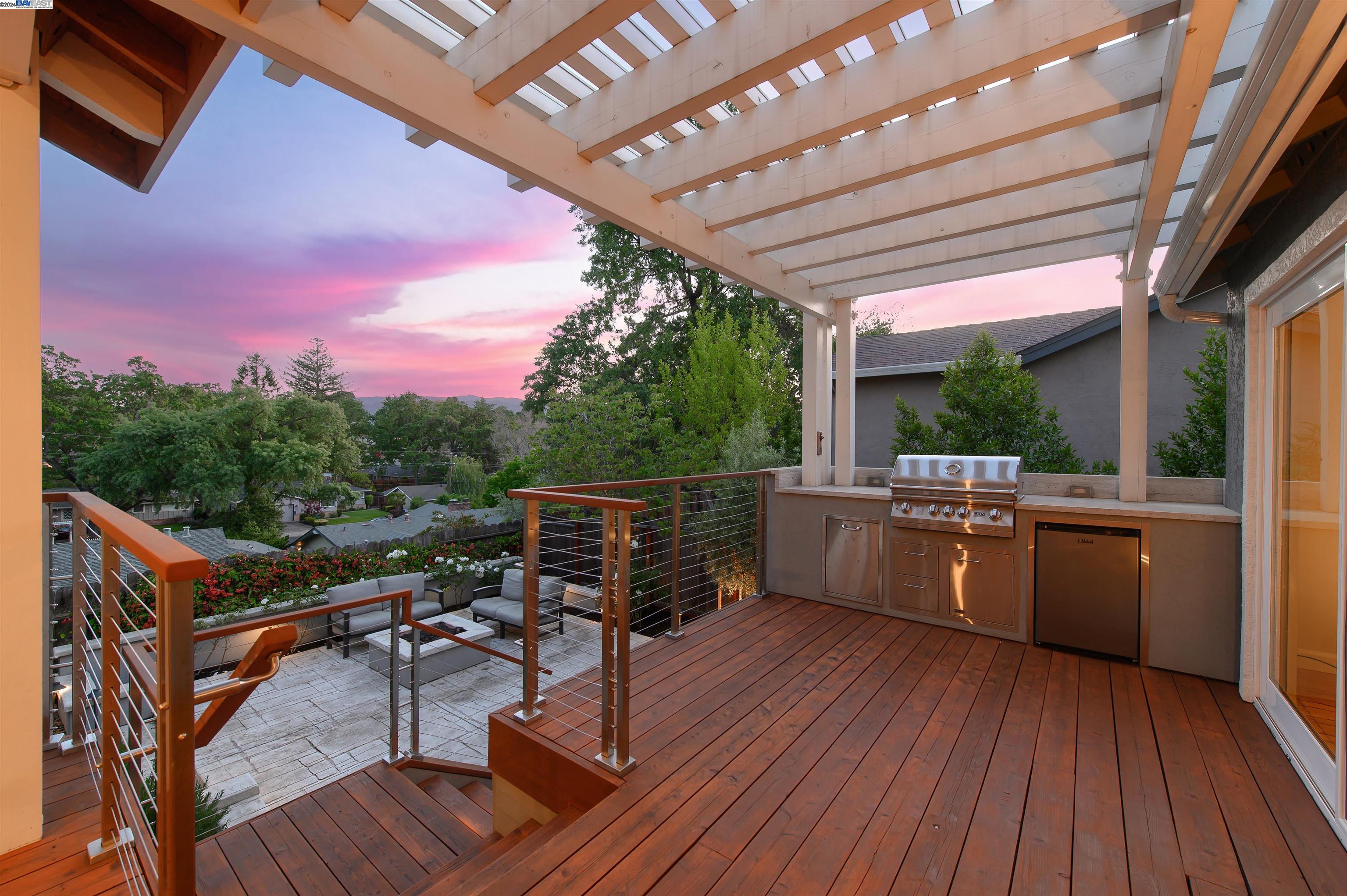 641 Del Sol Avenue