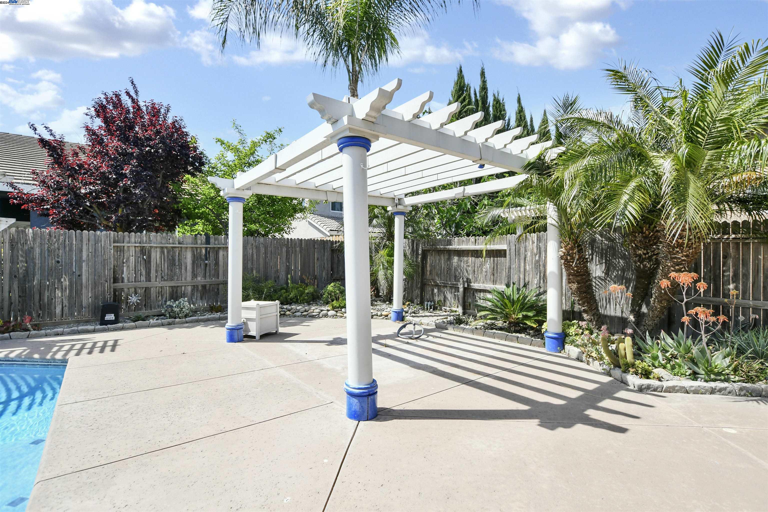 3931 Granite Falls Dr
