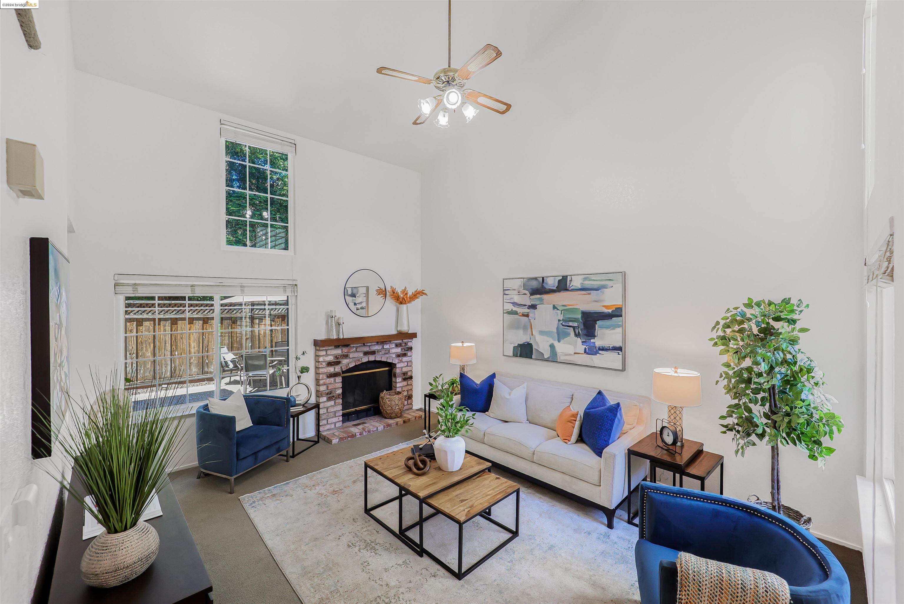 7408 Rolling Hills Cir