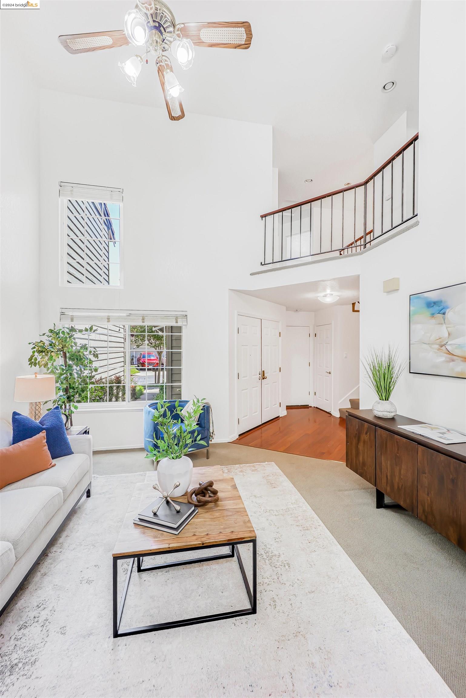 7408 Rolling Hills Cir