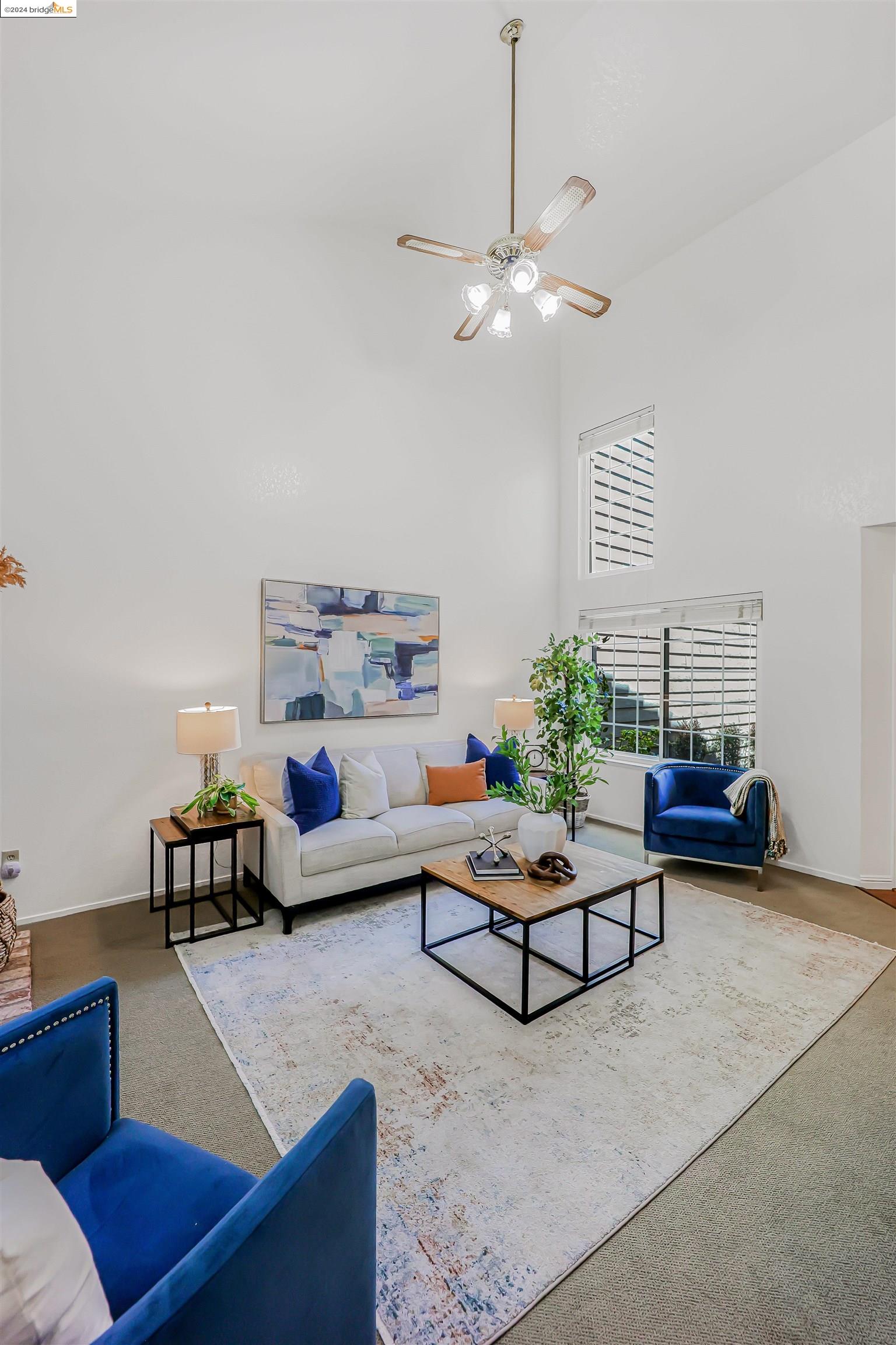 7408 Rolling Hills Cir