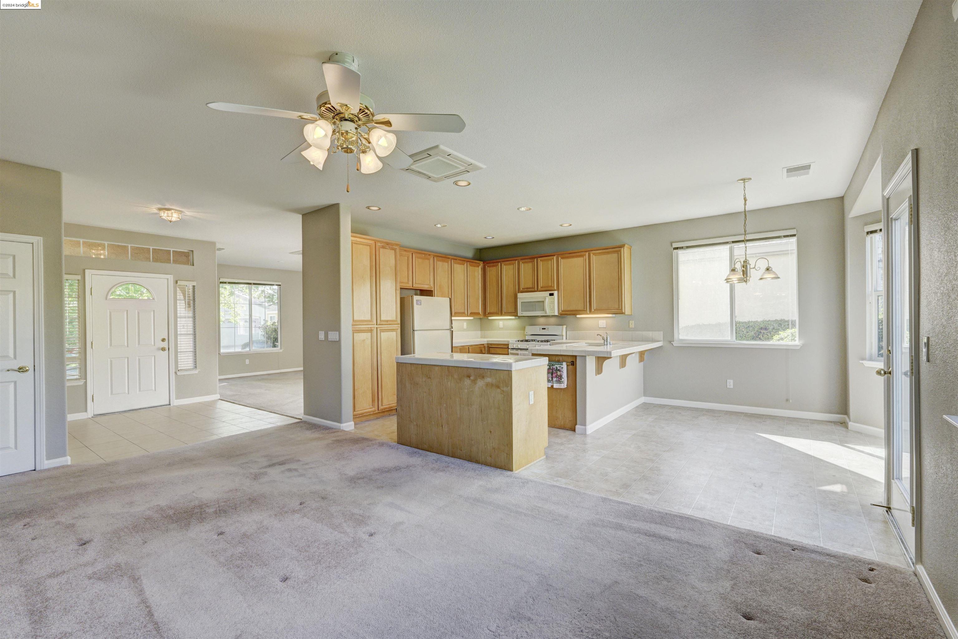 670 Turnberry Ter