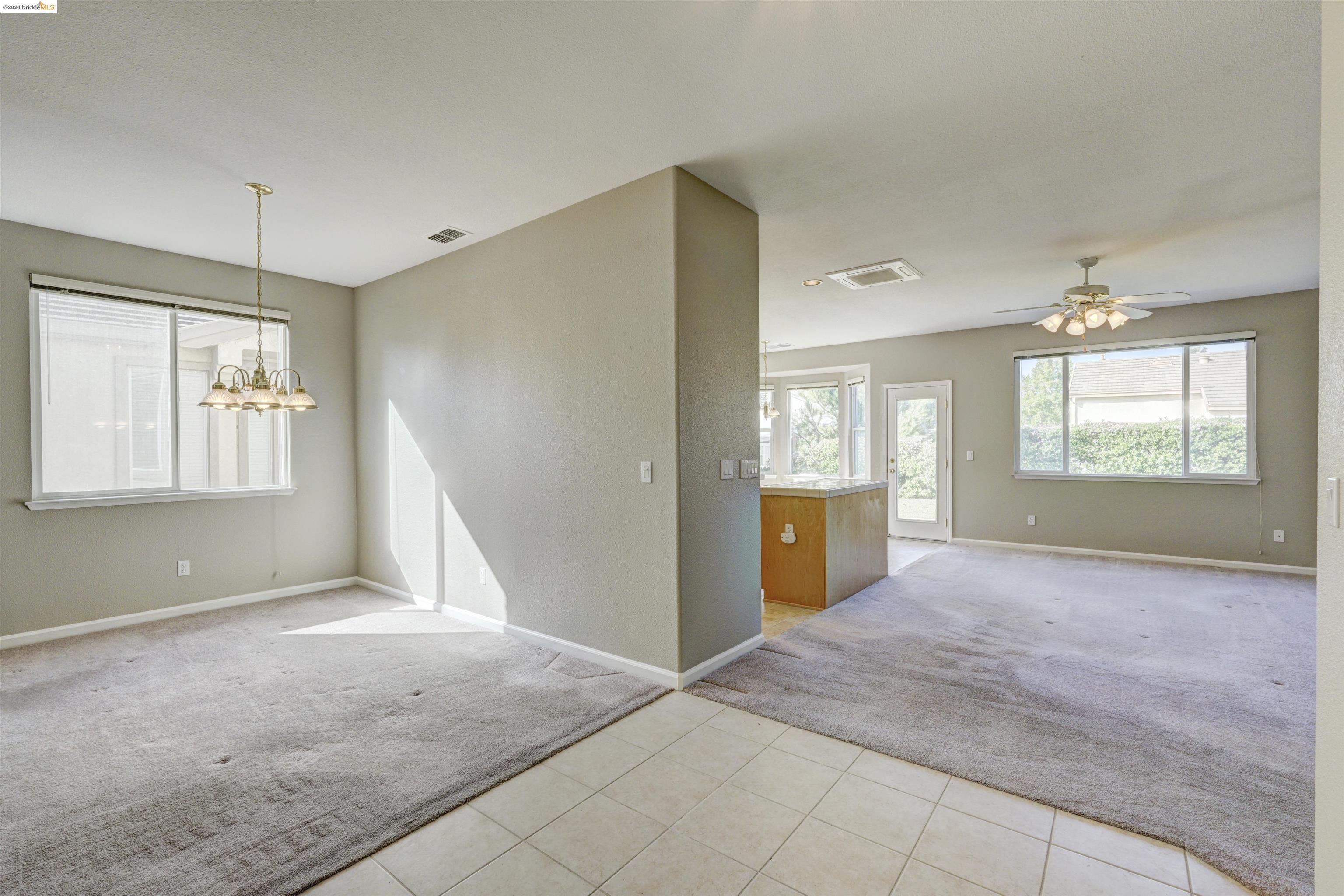 670 Turnberry Ter