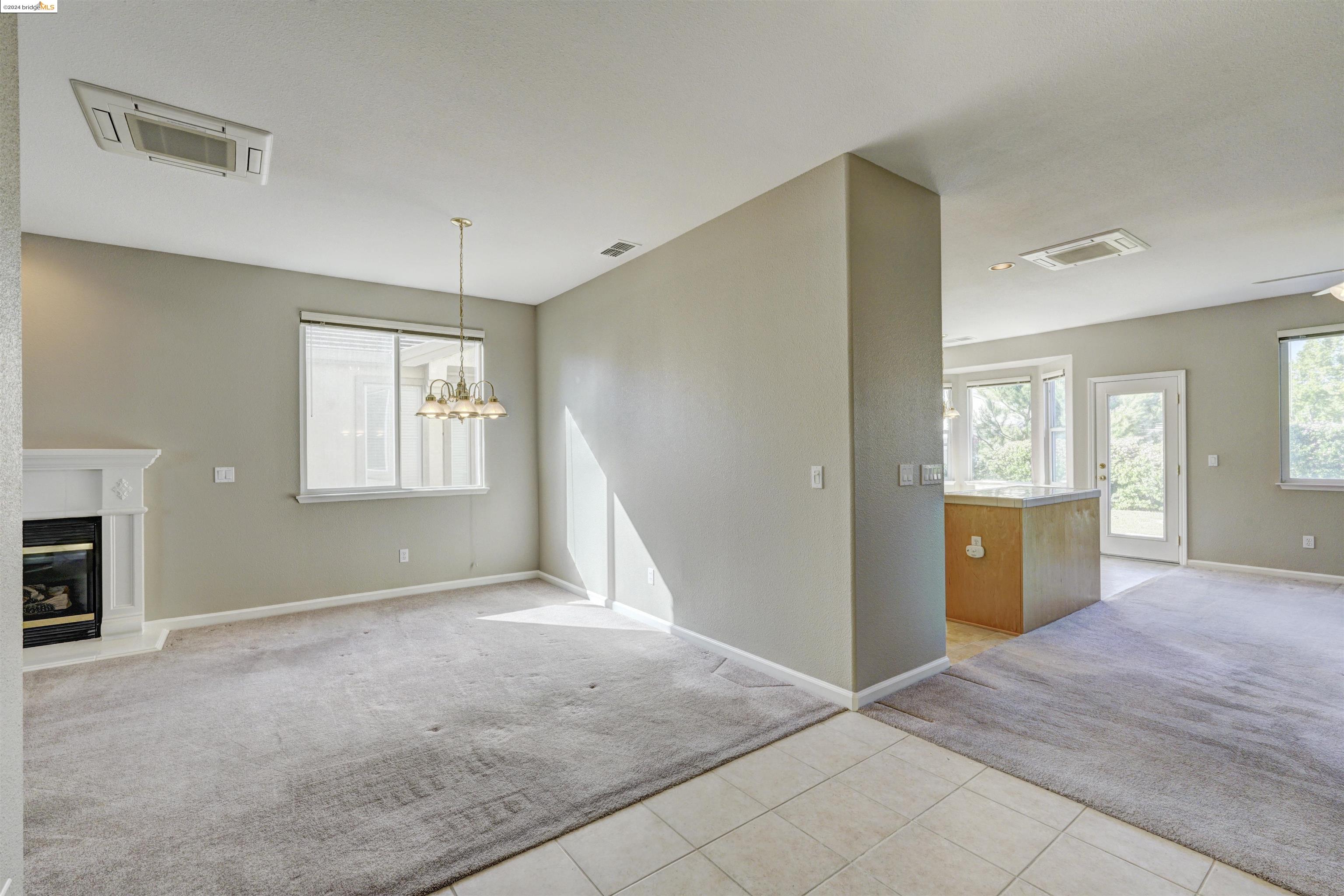 670 Turnberry Ter