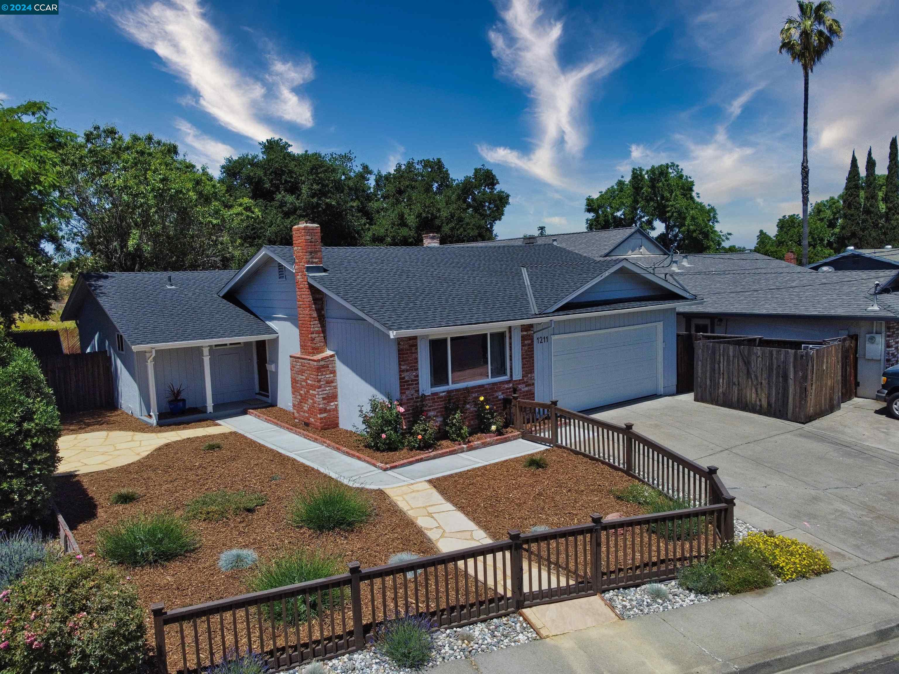 1211 Brookview Drive