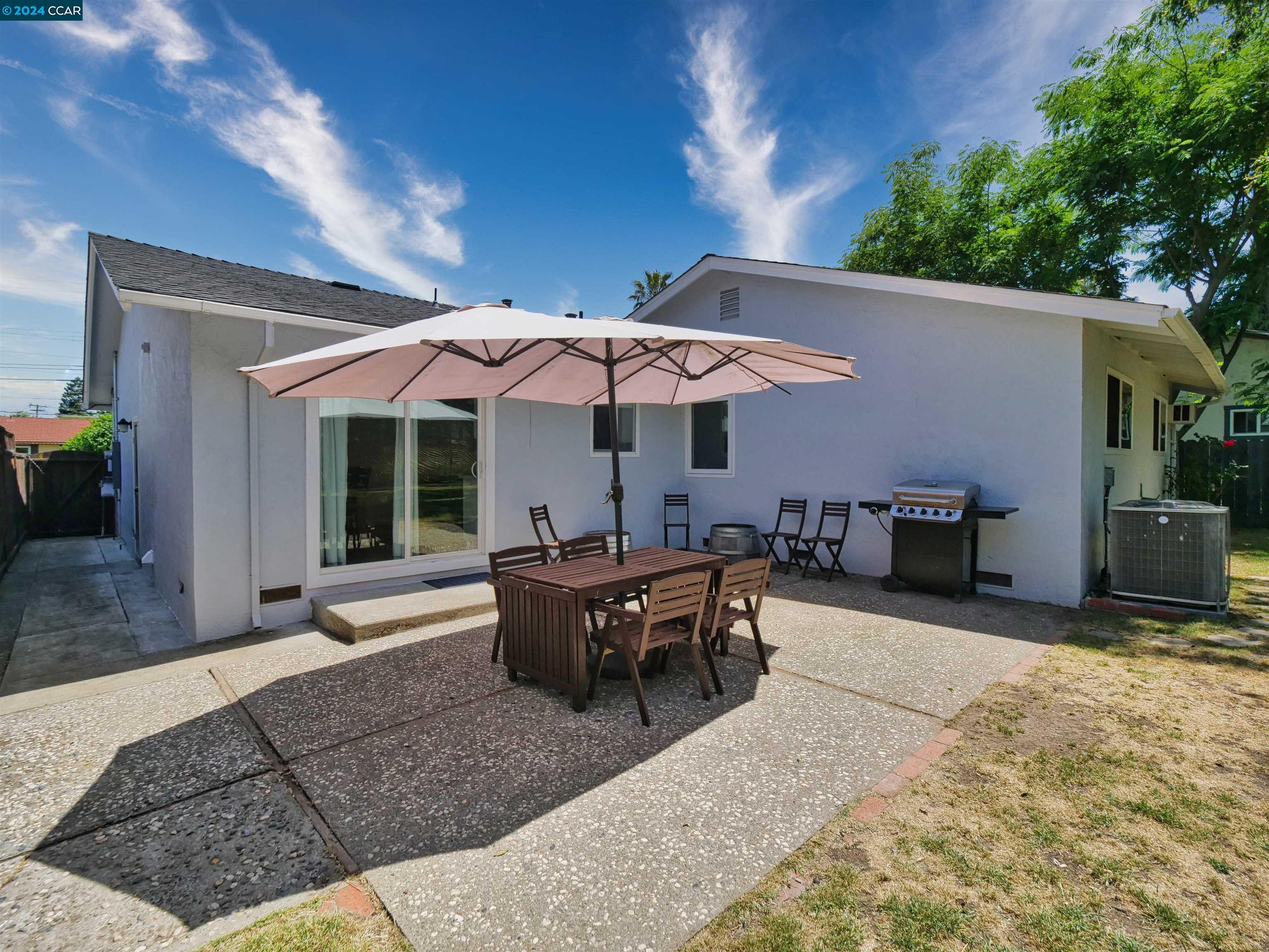 1211 Brookview Drive