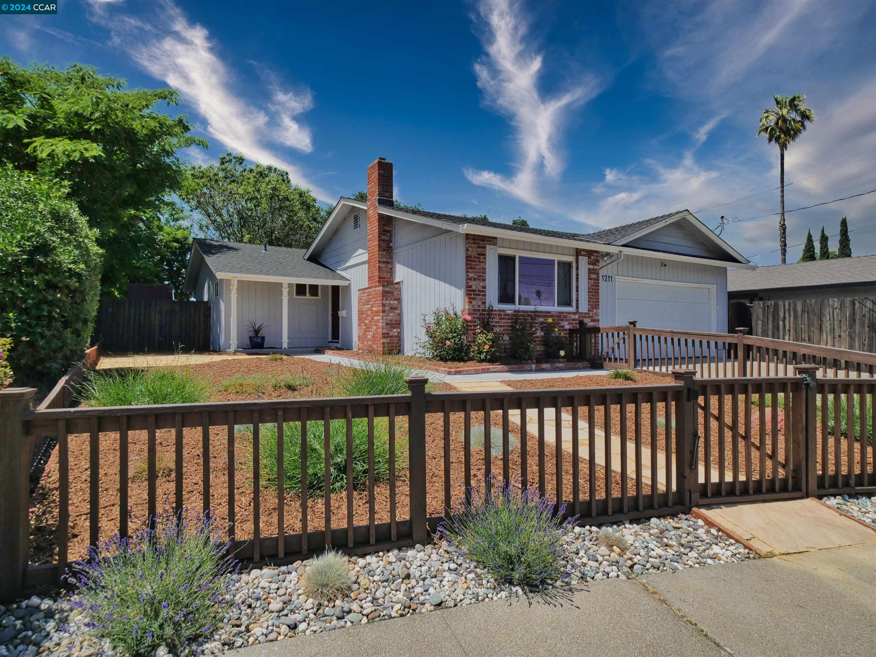 1211 Brookview Drive
