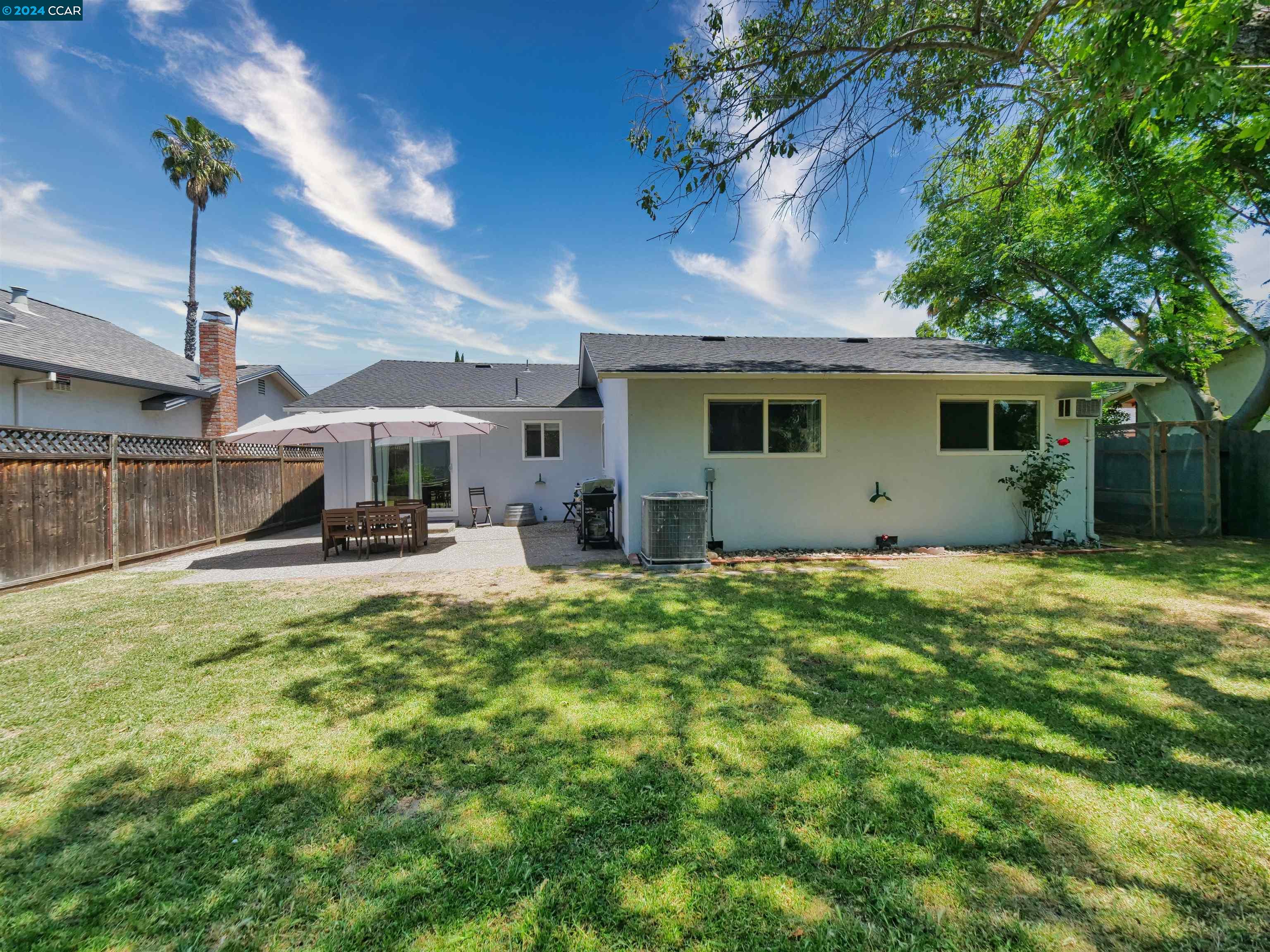 1211 Brookview Drive