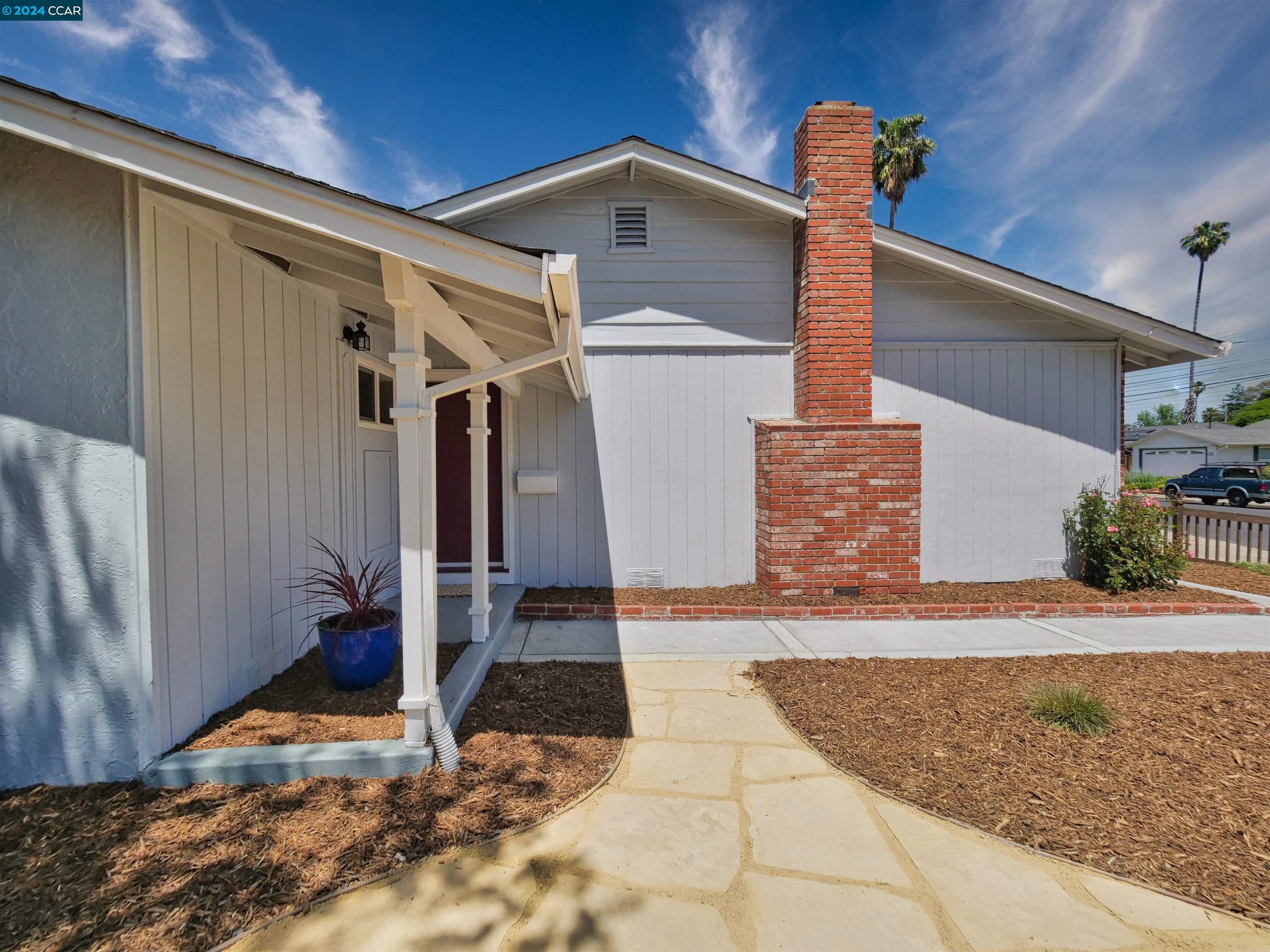1211 Brookview Drive