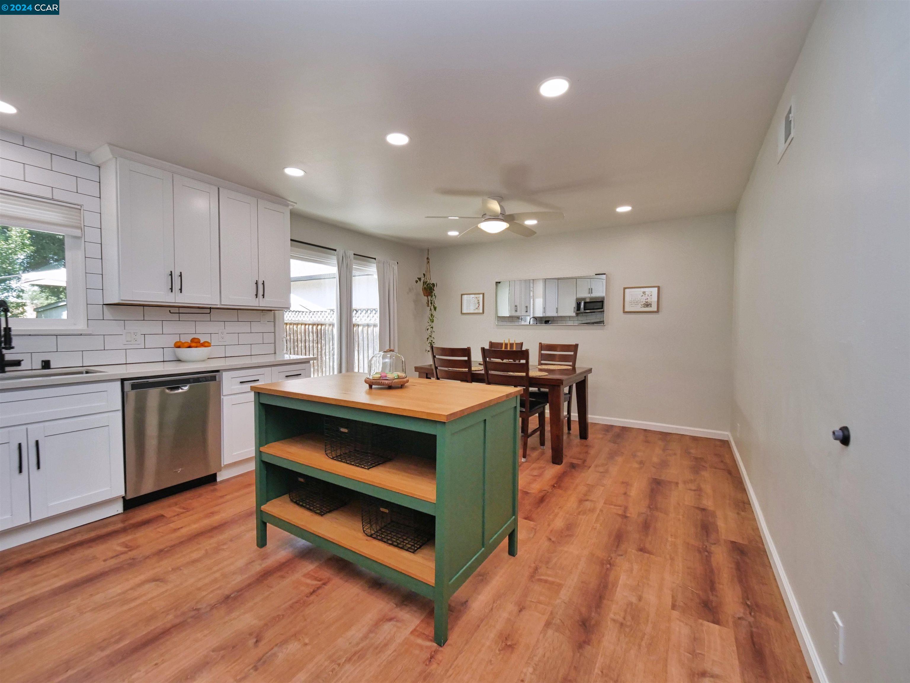 1211 Brookview Drive