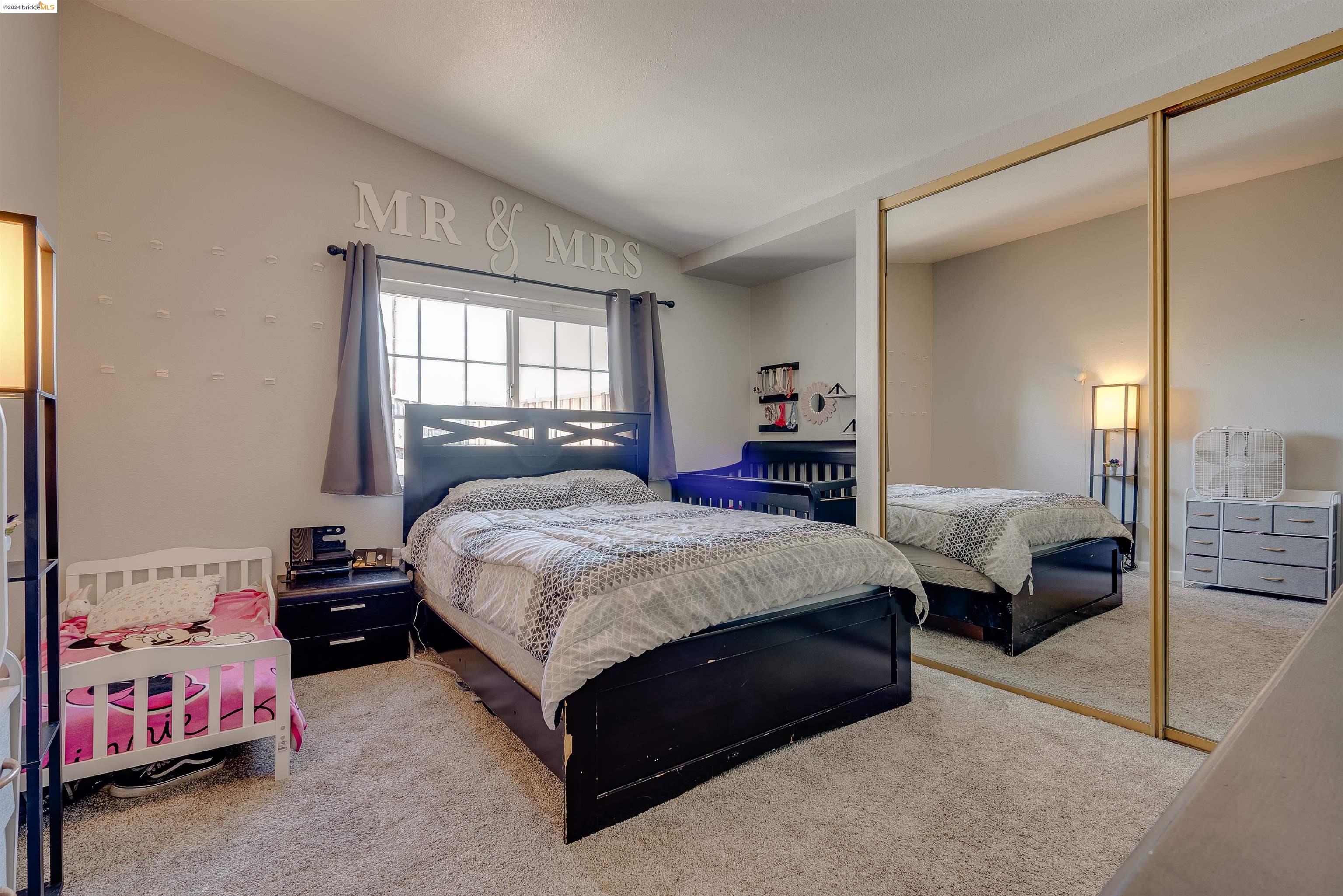 390 Hazelnut Ln