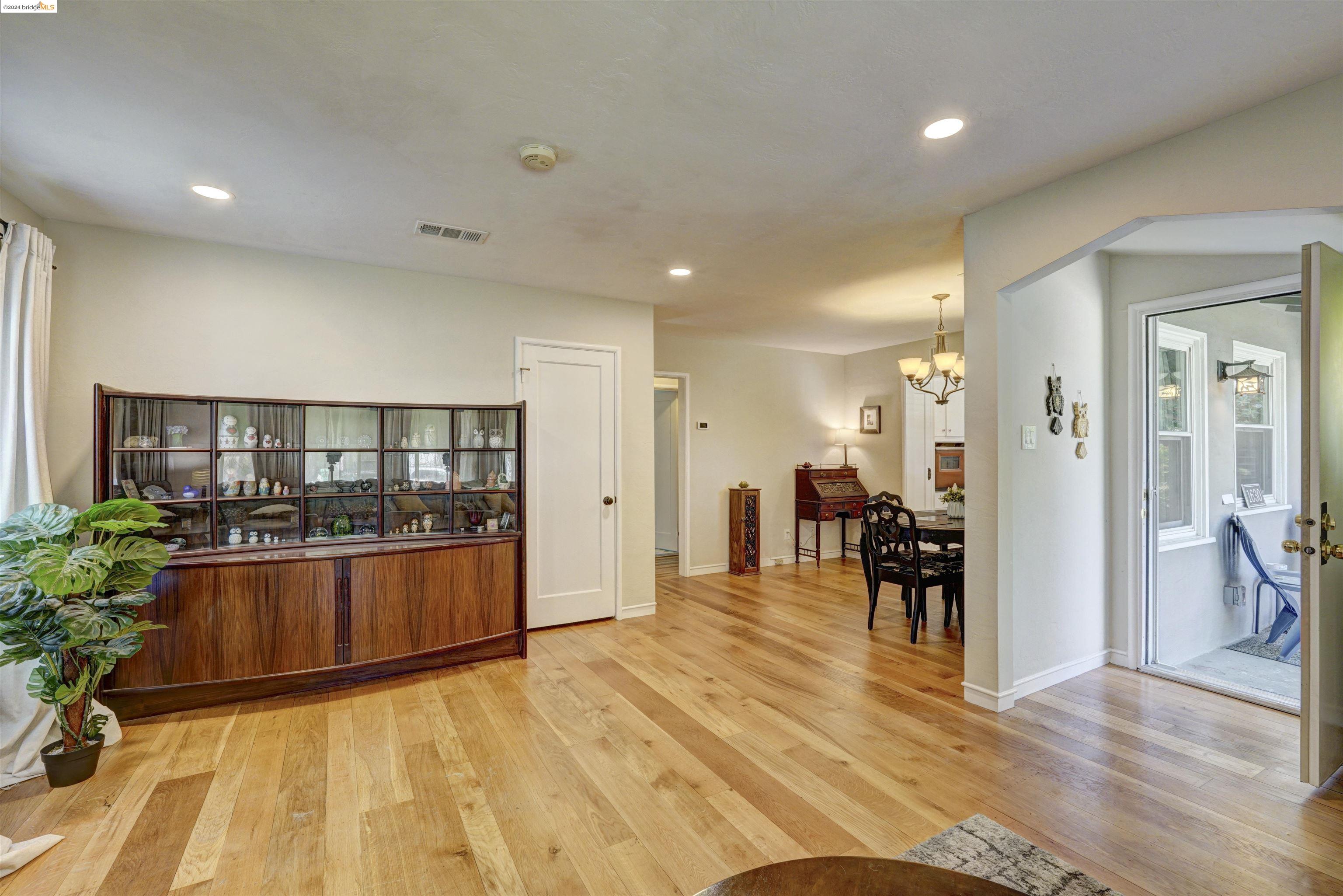 1630 136th Ave
