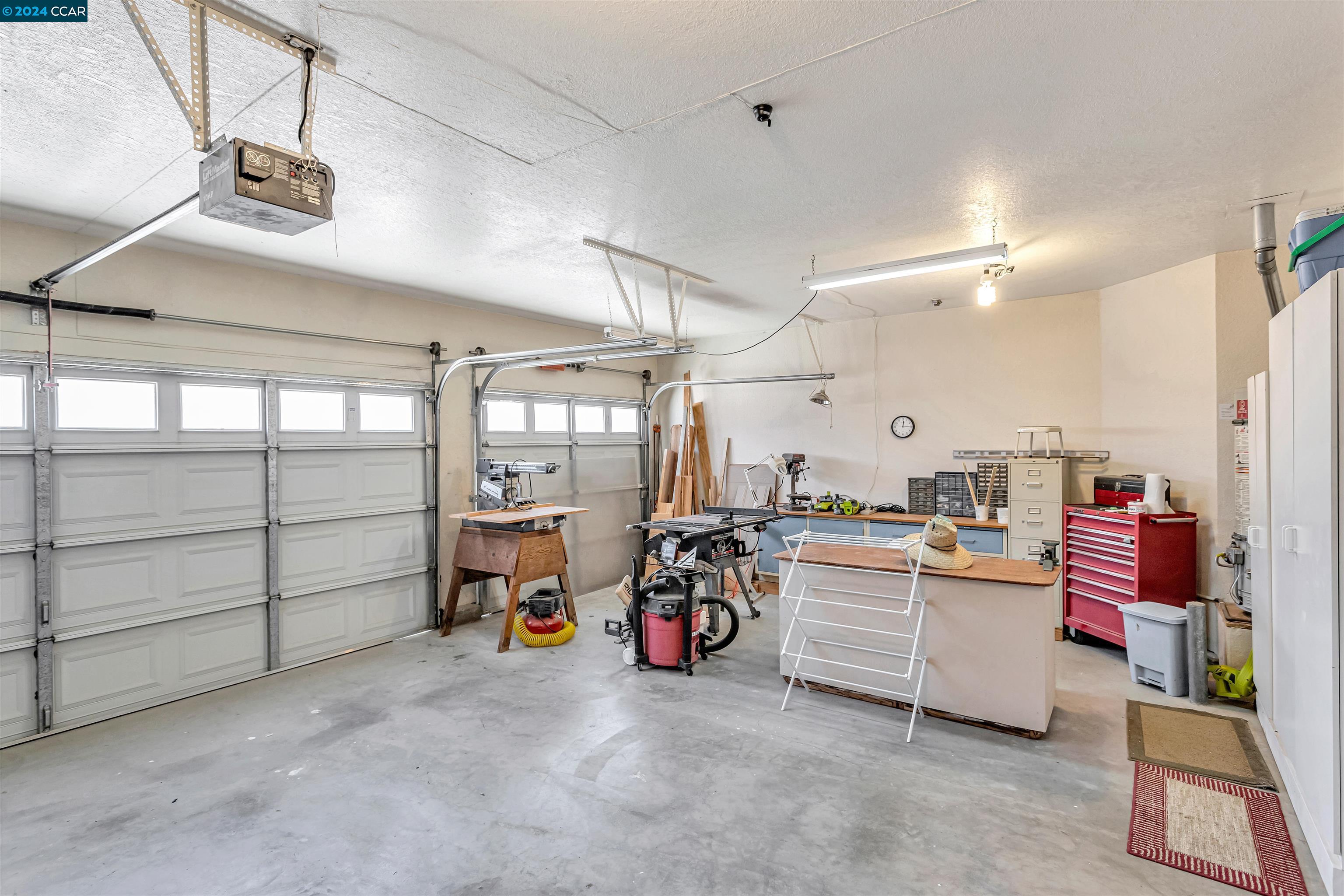 2385 Fieldgate Dr